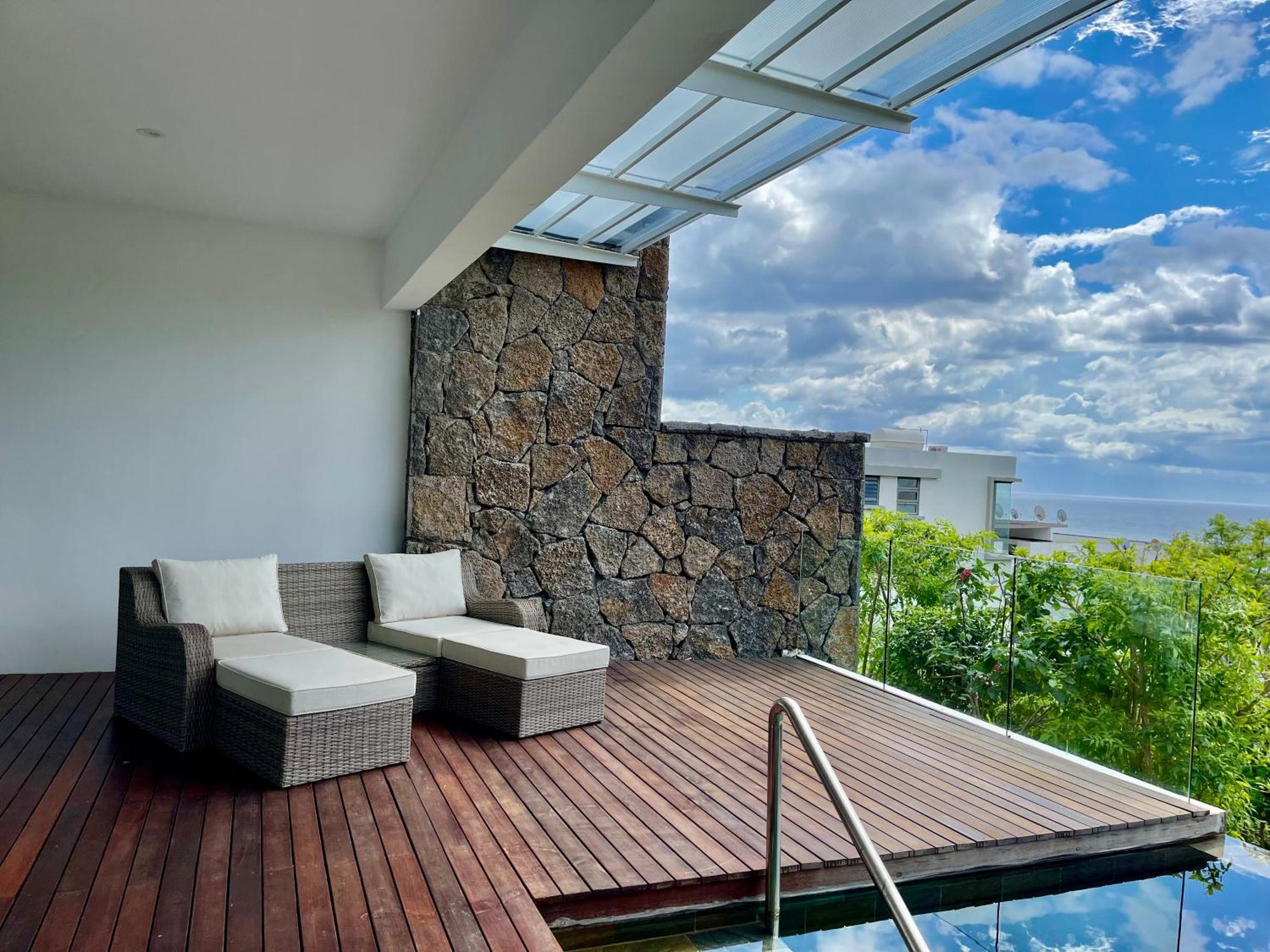 2 Avec Piscine, Vue Sur La Baie * Tamarin