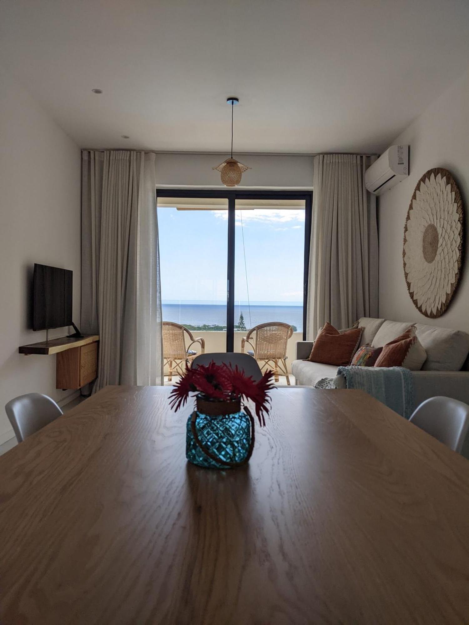 Seaview Serenity Apartment