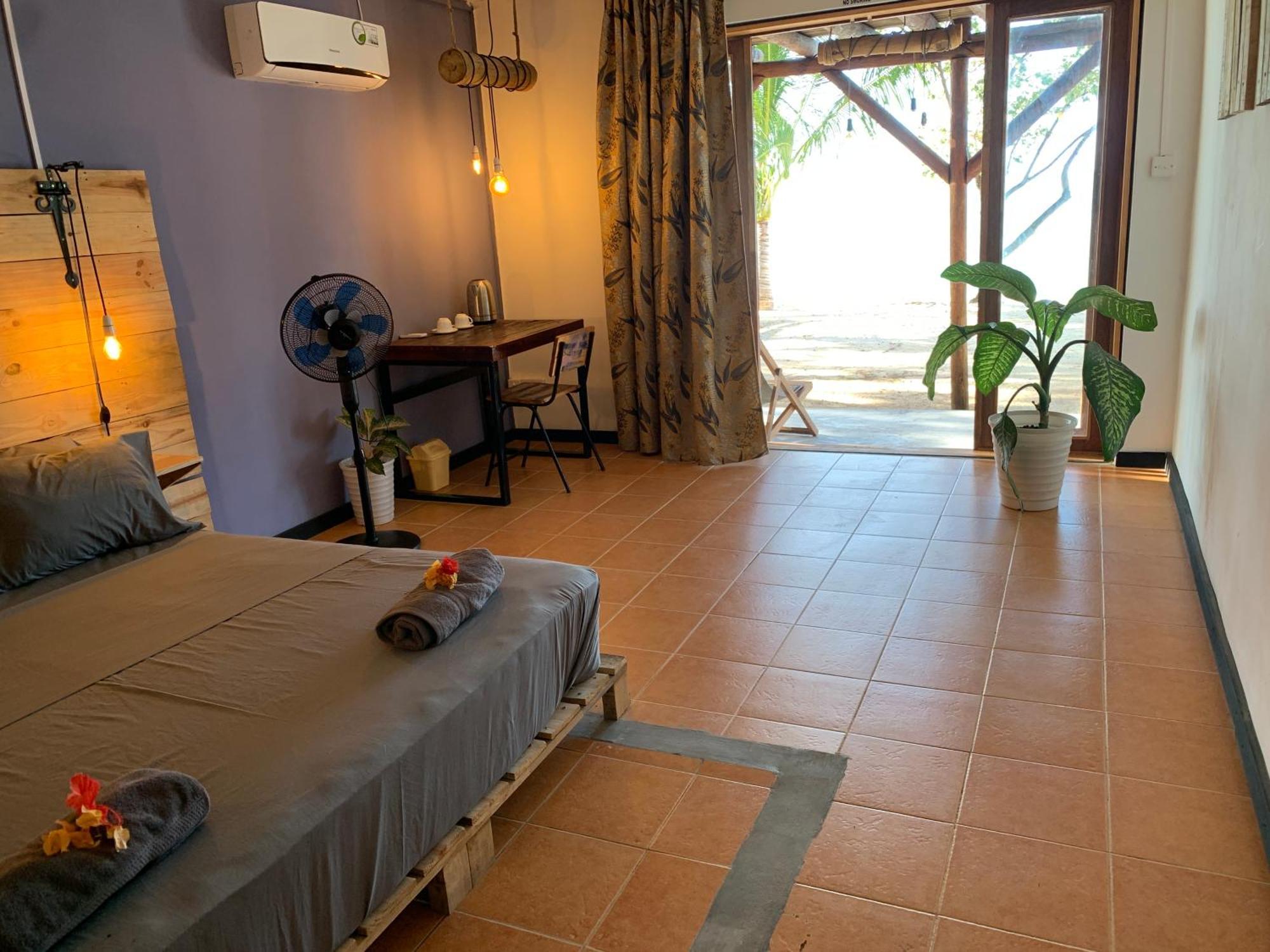 Hotel Bon Vivant Front De - Ile Rodrigues