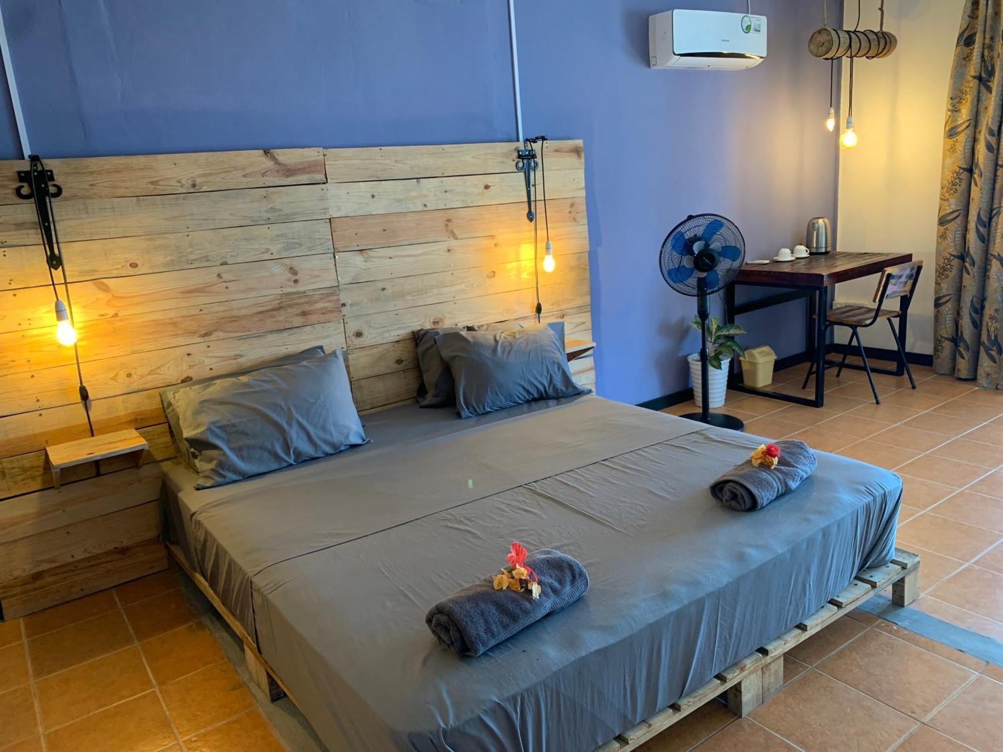 Bon Vivant Front De - Ile Rodrigues Hotel Port Mathurin
