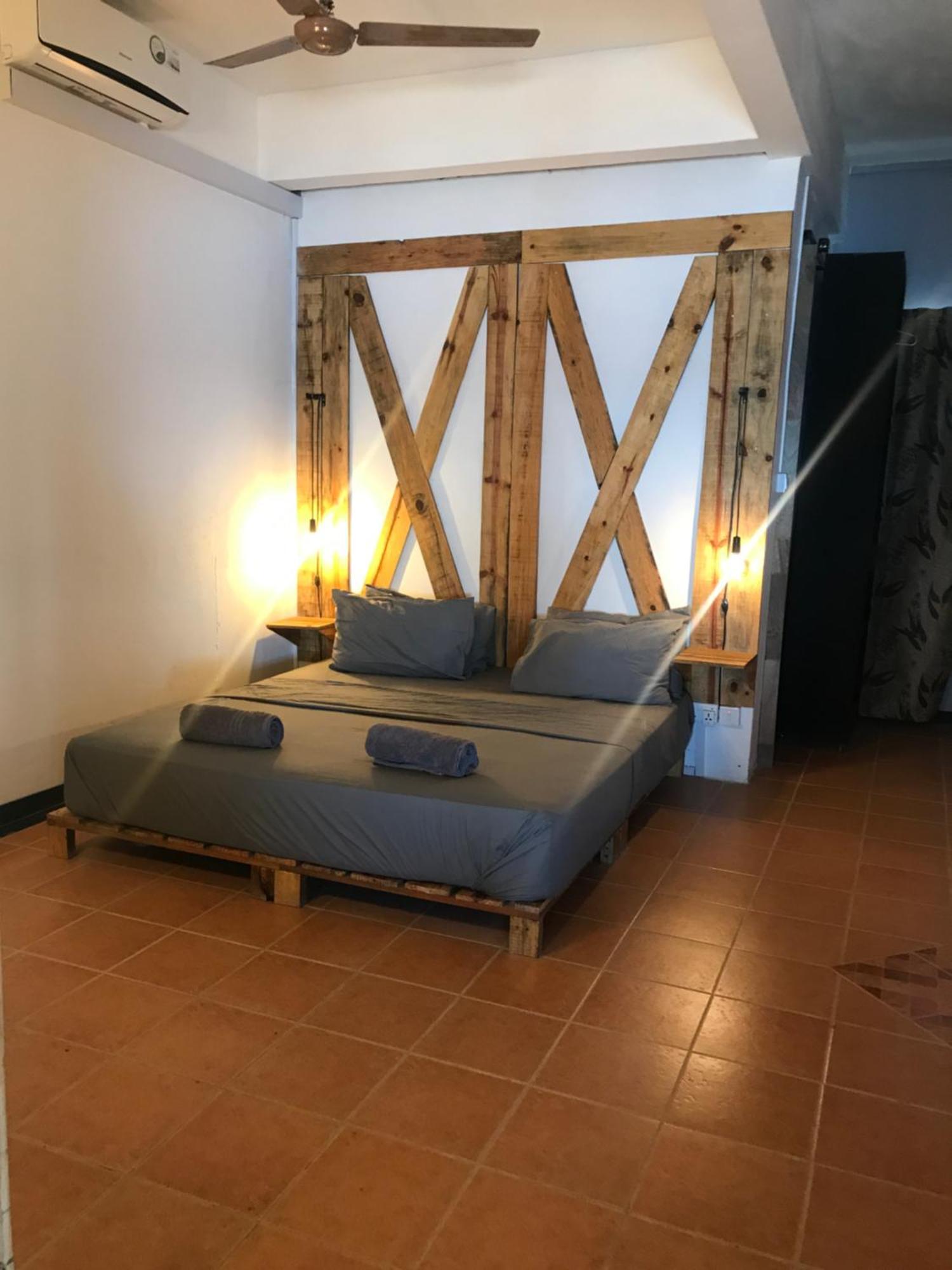 Bon Vivant Front De - Ile Rodrigues