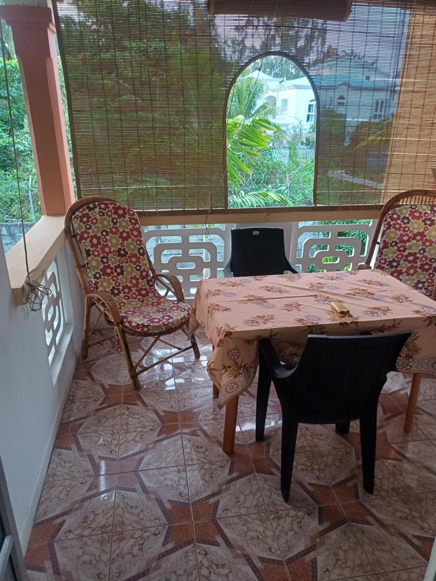 Fleurvilla Apartment