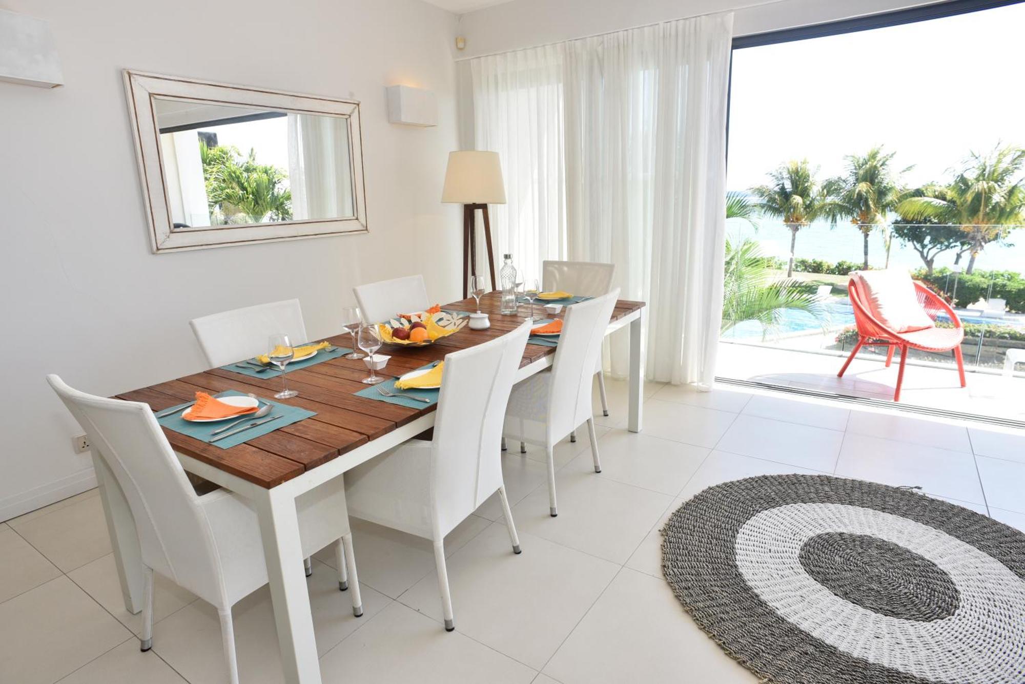 Cap Ouest Beachfront Luxury Penthouse &