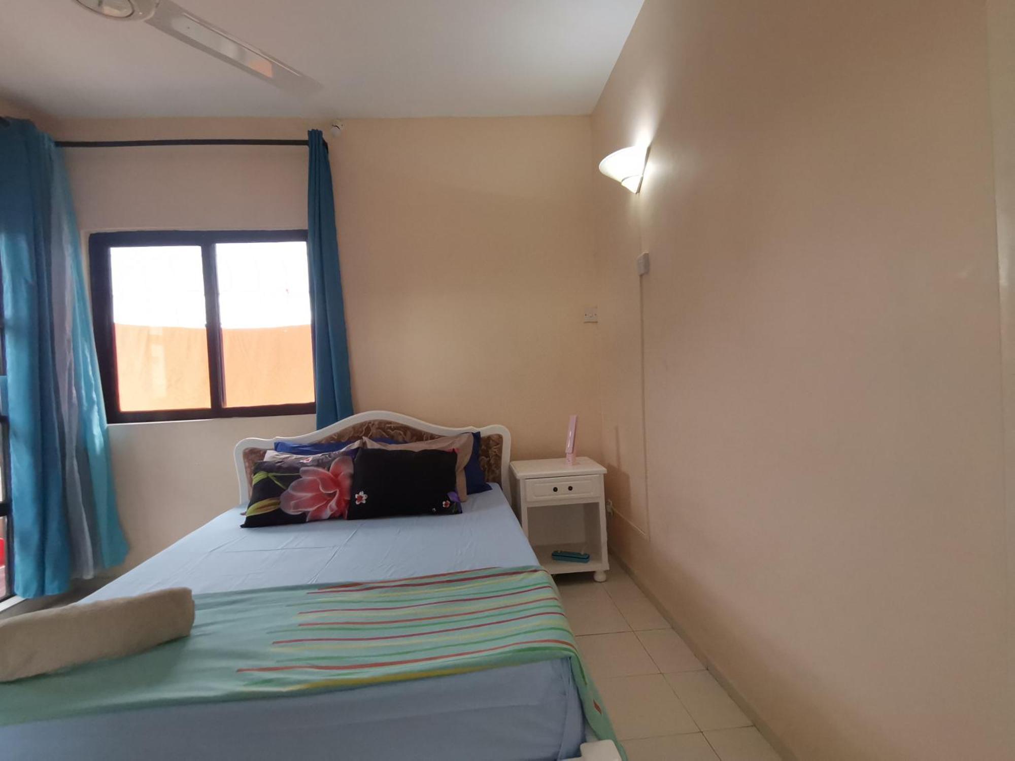 Calm Oasis Sunset Summer Vacation Private Furnished Flic en Flac