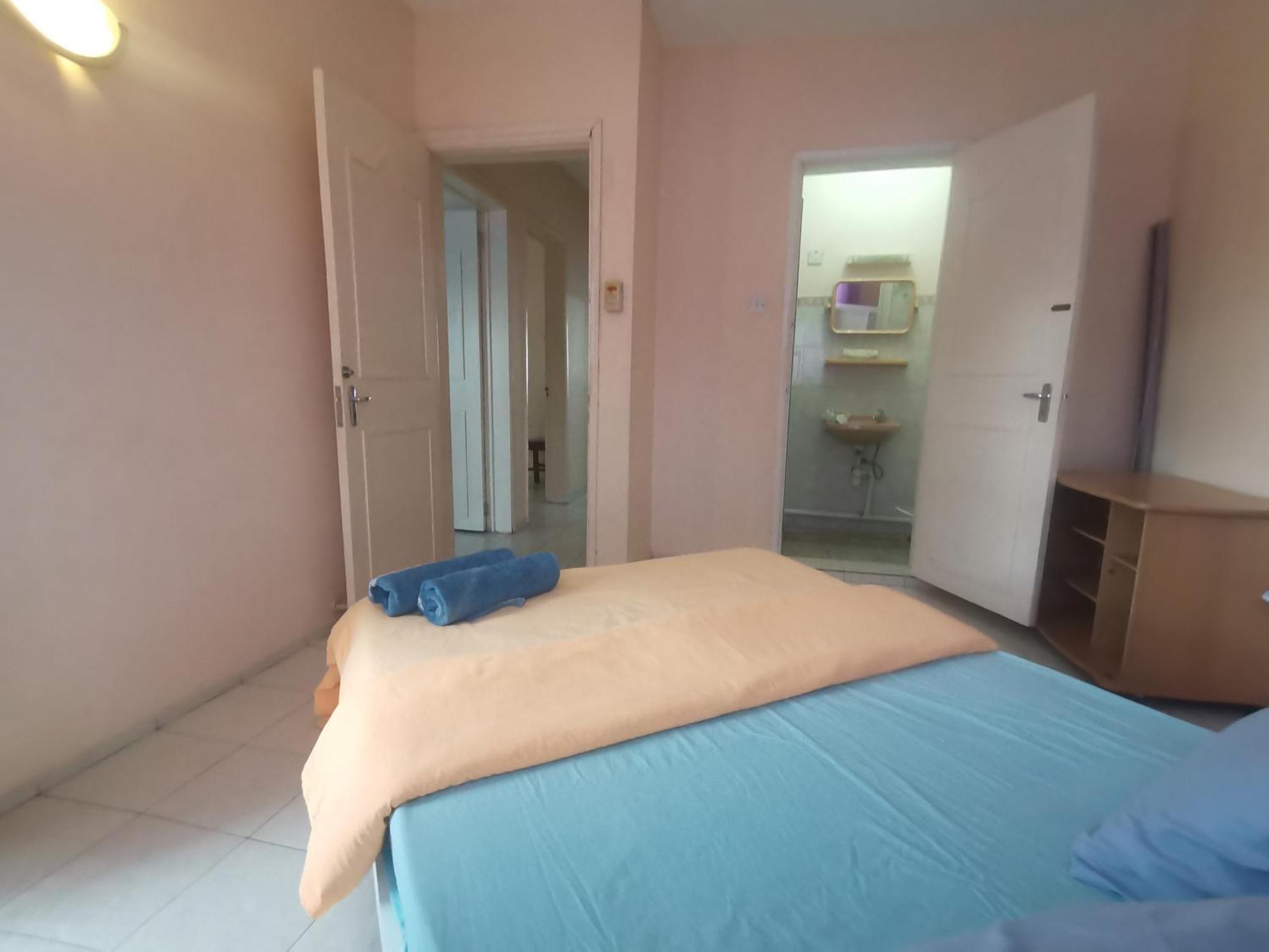 Calm Oasis Sunset Summer Vacation Private Furnished Apartment