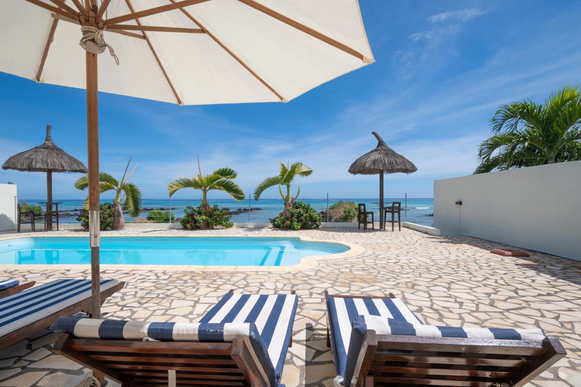 Beachfront Vista Apartment