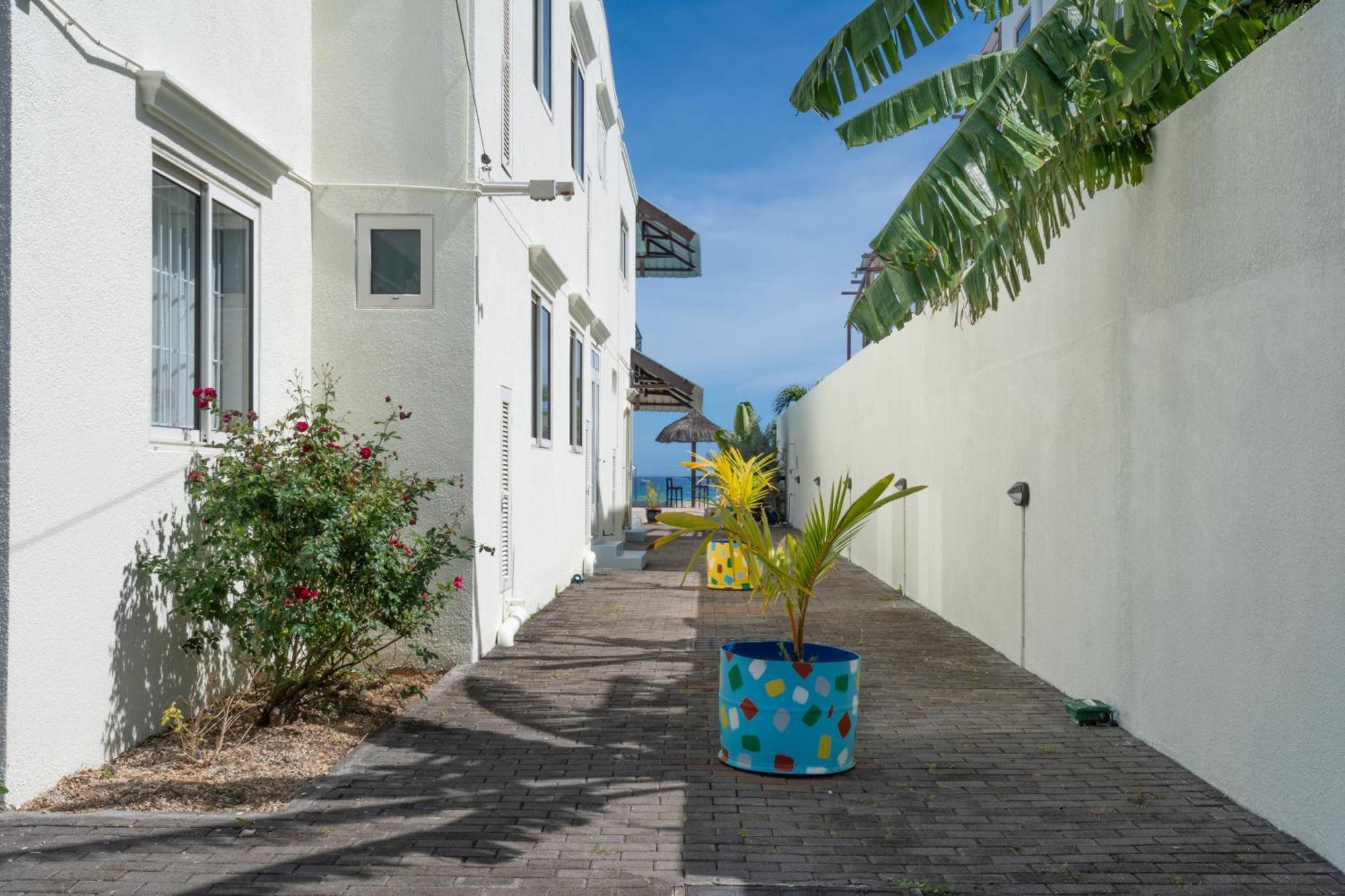 Apartment Beachfront Vista Triolet