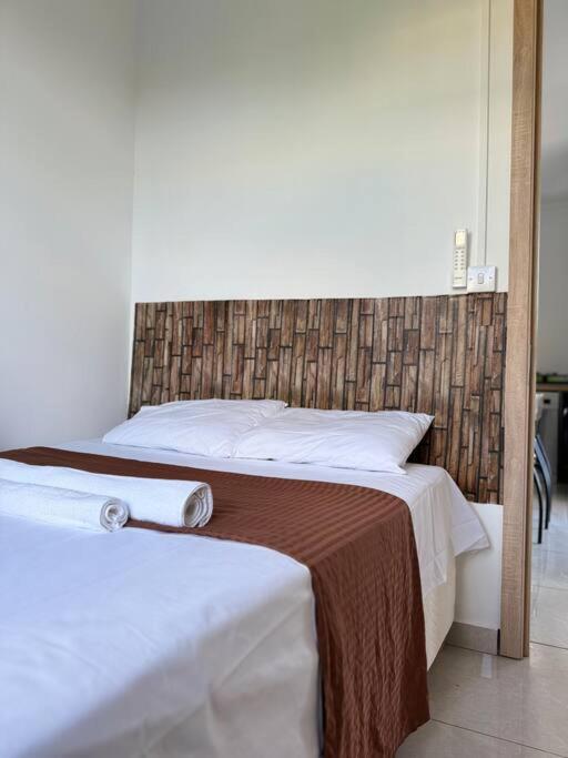 Comfy 2-bedroom Apt, 10mins Walk To - Gbhc5 Grand Baie