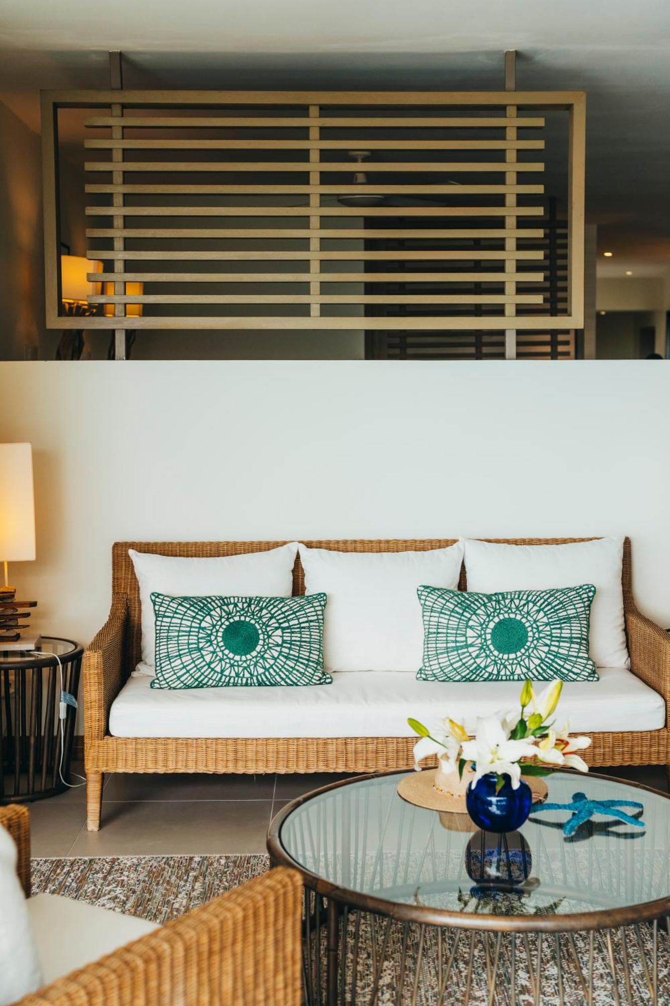 Magnificent 3 Bedroom Penthouse With Rooftop Pool