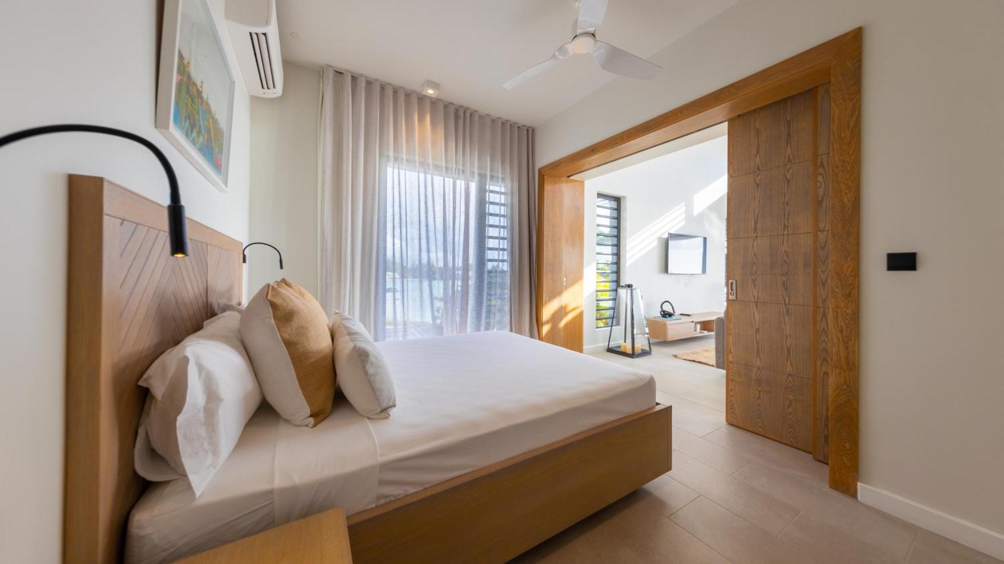 Front Penthouse In Pereybere *