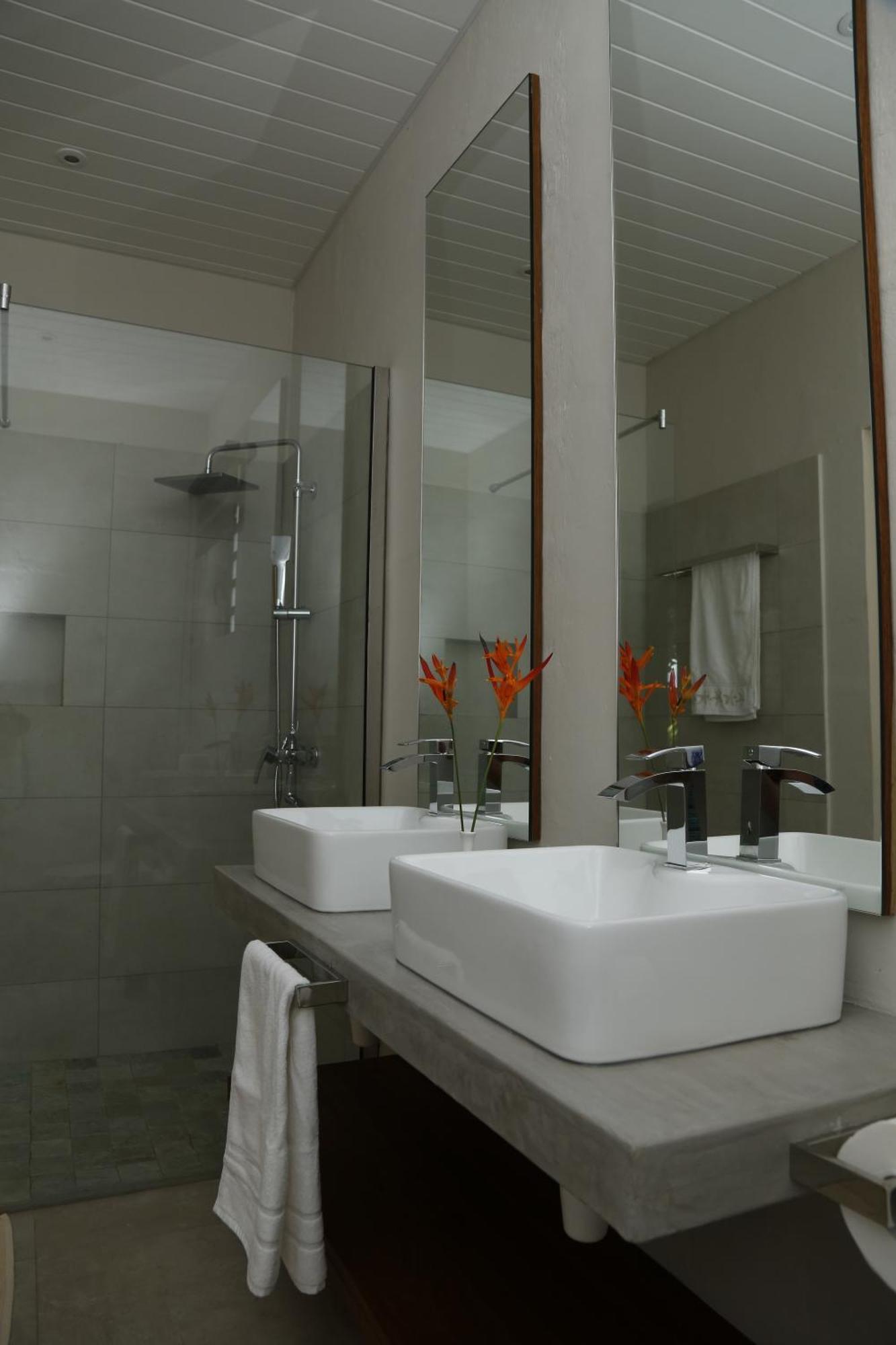 Les 2 Canons Guest house Flic en Flac