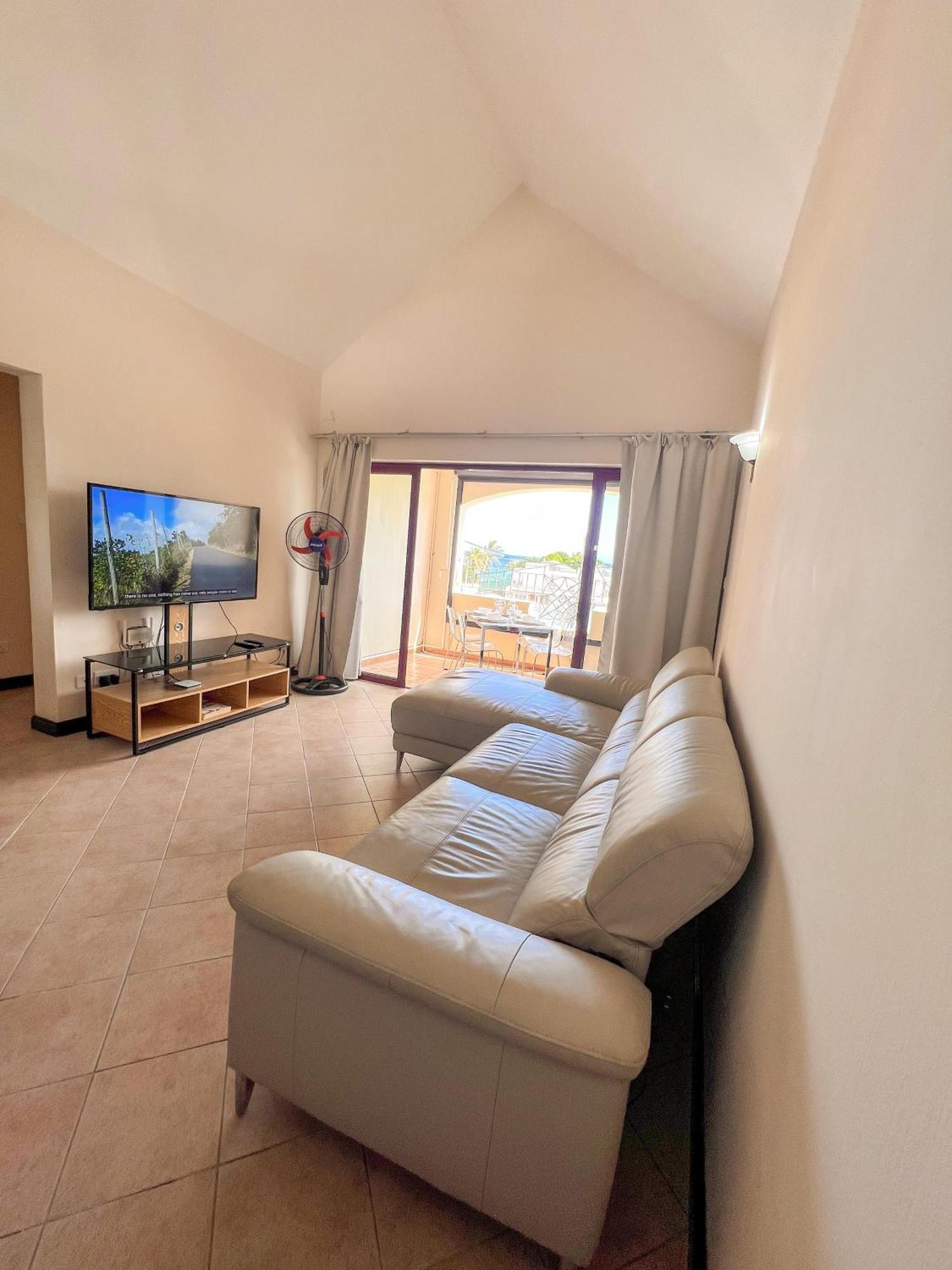 Abrico Seaview Apartment *