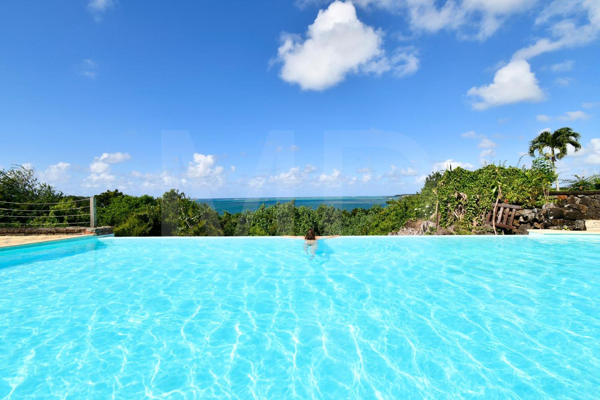 Maya Oceanfront With Pool, Jaccuzzi, Wifi, Jets In Bathroom Holiday home *