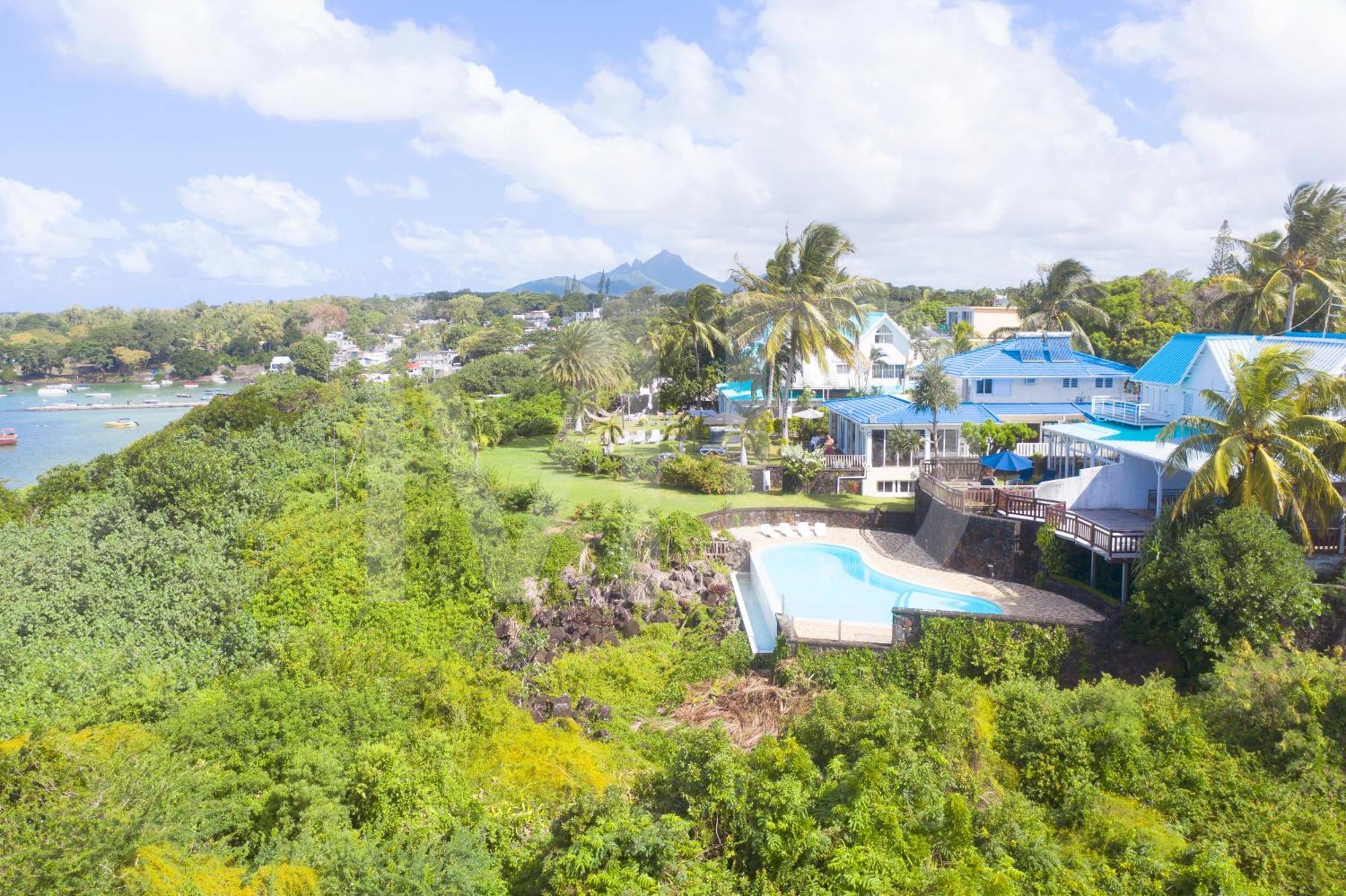 Maya Oceanfront With Pool, Jaccuzzi, Wifi, Jets In Bathroom * Trou d'Eau Douce