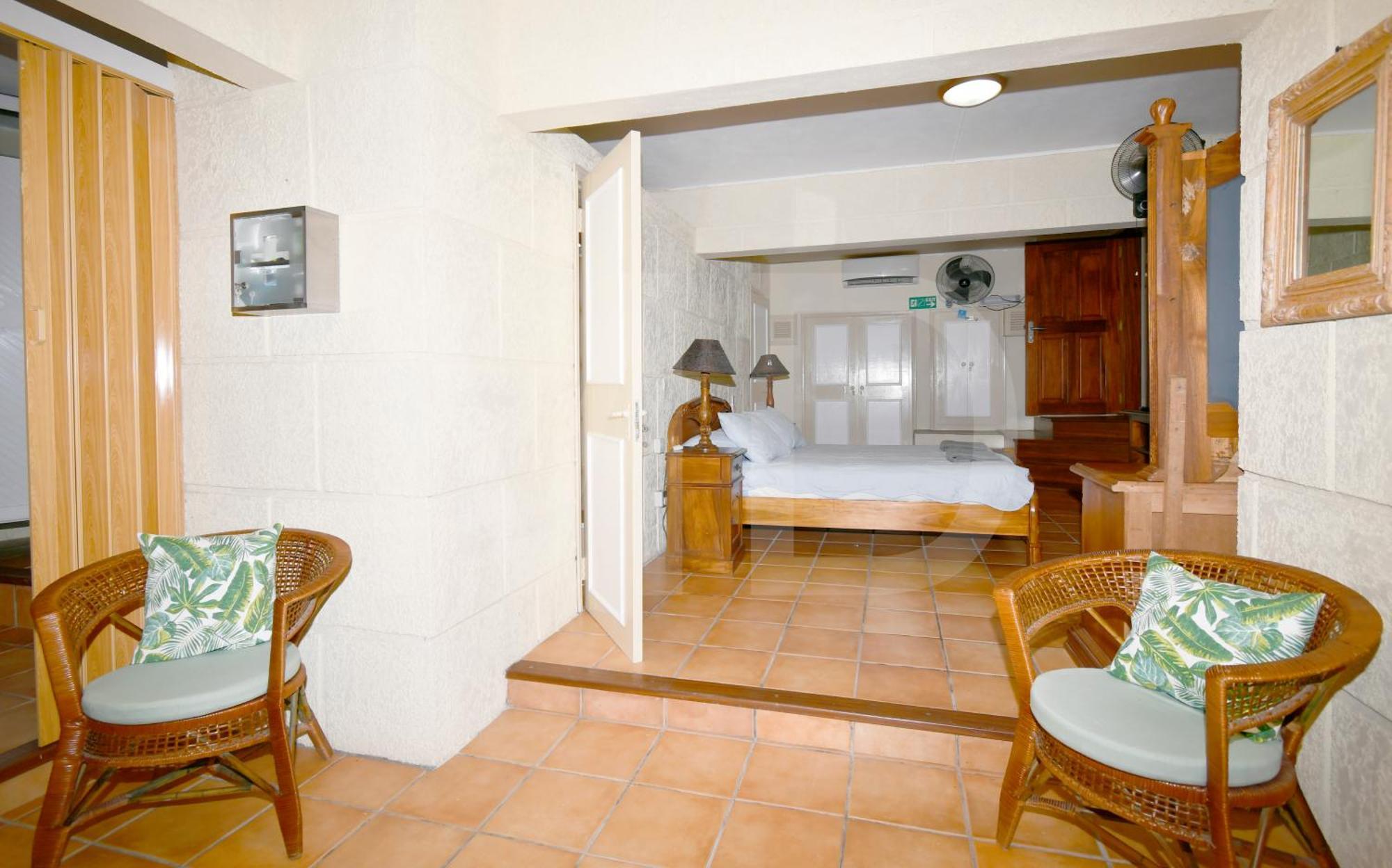 Maya Oceanfront With Pool, Jaccuzzi, Wifi, Jets In Bathroom Holiday home *