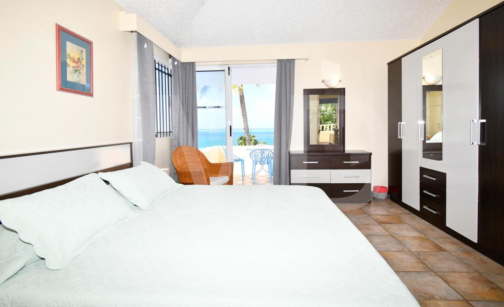 Maya Oceanfront With Pool, Jaccuzzi, Wifi, Jets In Bathroom Holiday home