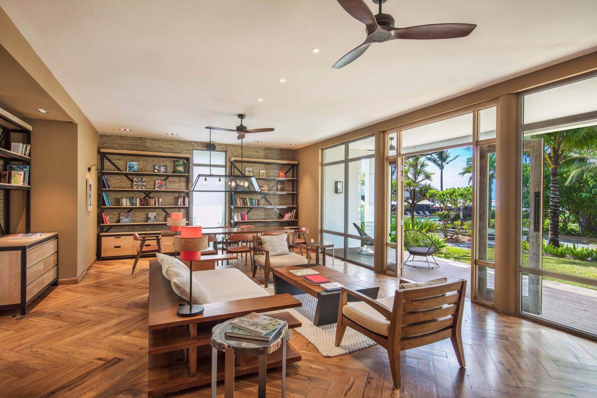 Anantara Iko Mauritius & 5* Blue Bay