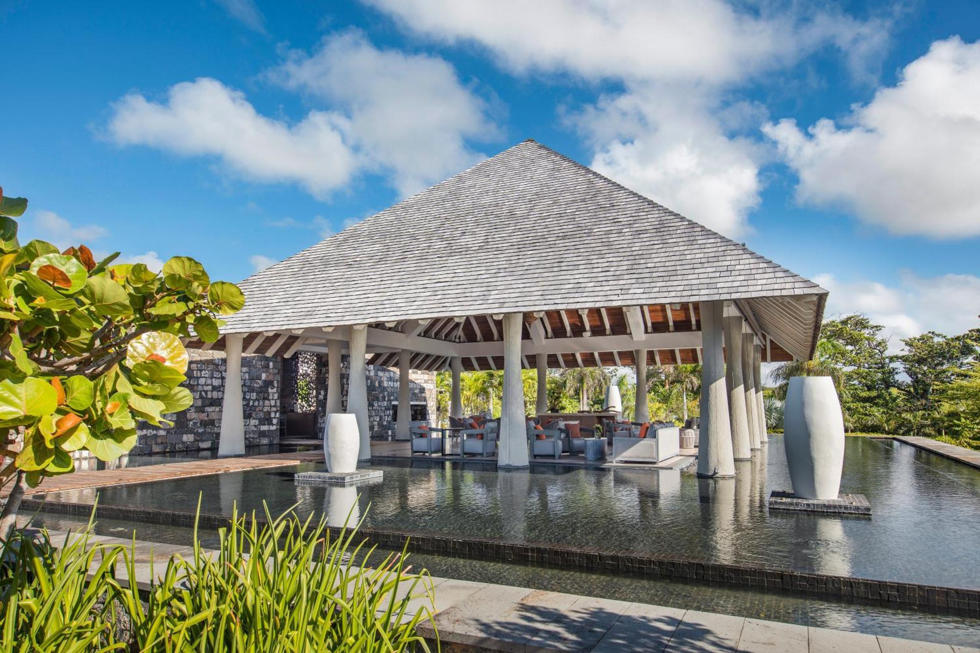 Anantara Iko Mauritius & 5* Blue Bay