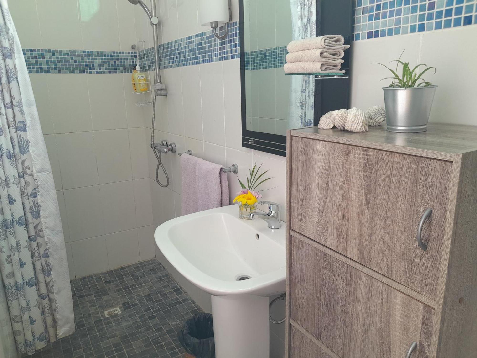 Coral Homestay Trou aux Biches