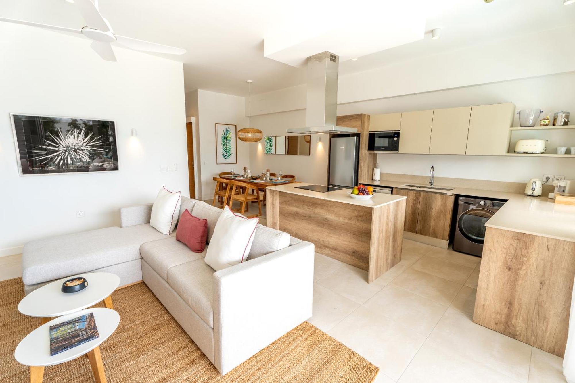 Oceanfront Getaway Apartment Grand Gaube