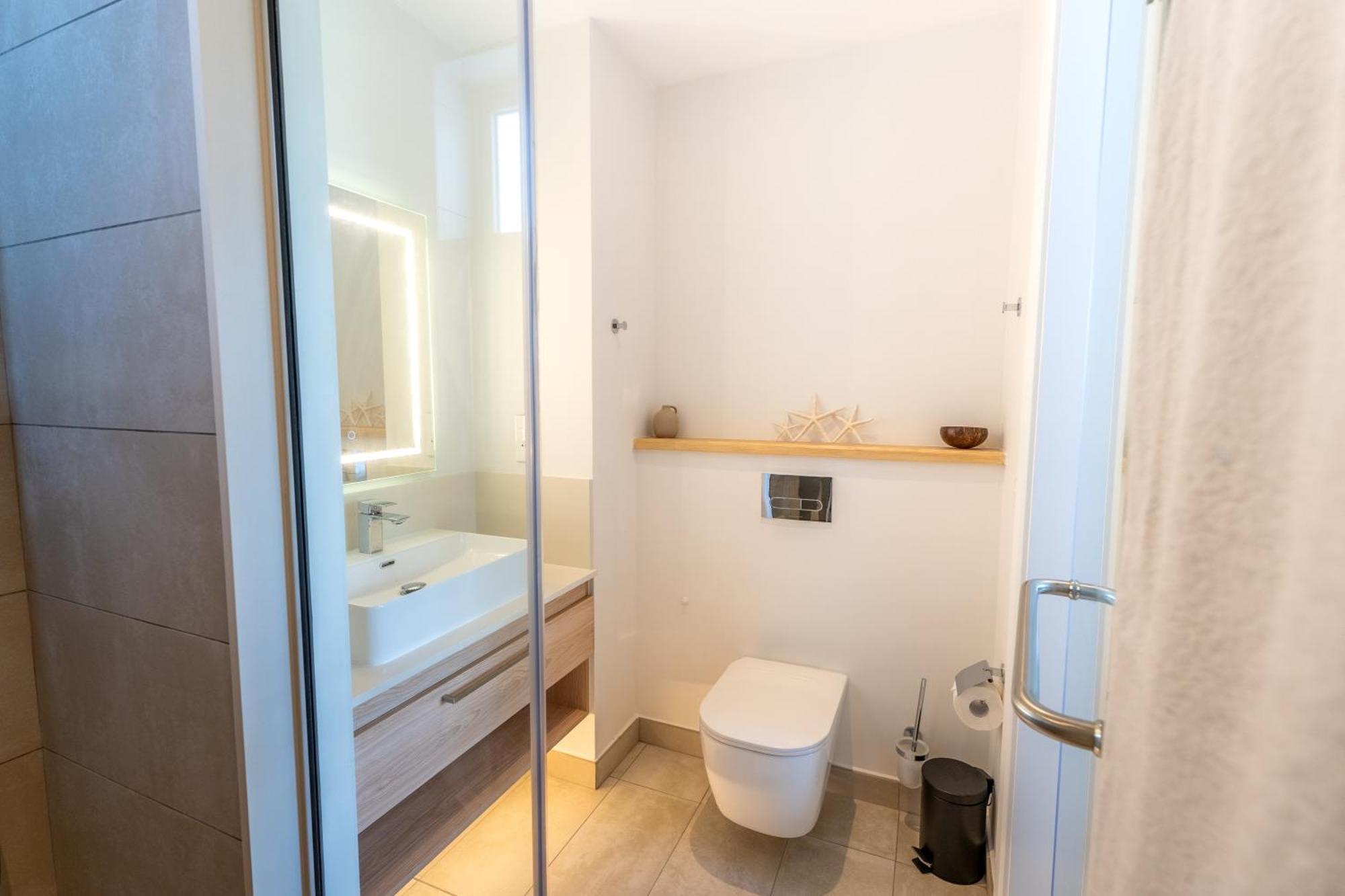 Oceanfront Getaway Apartment Grand Gaube