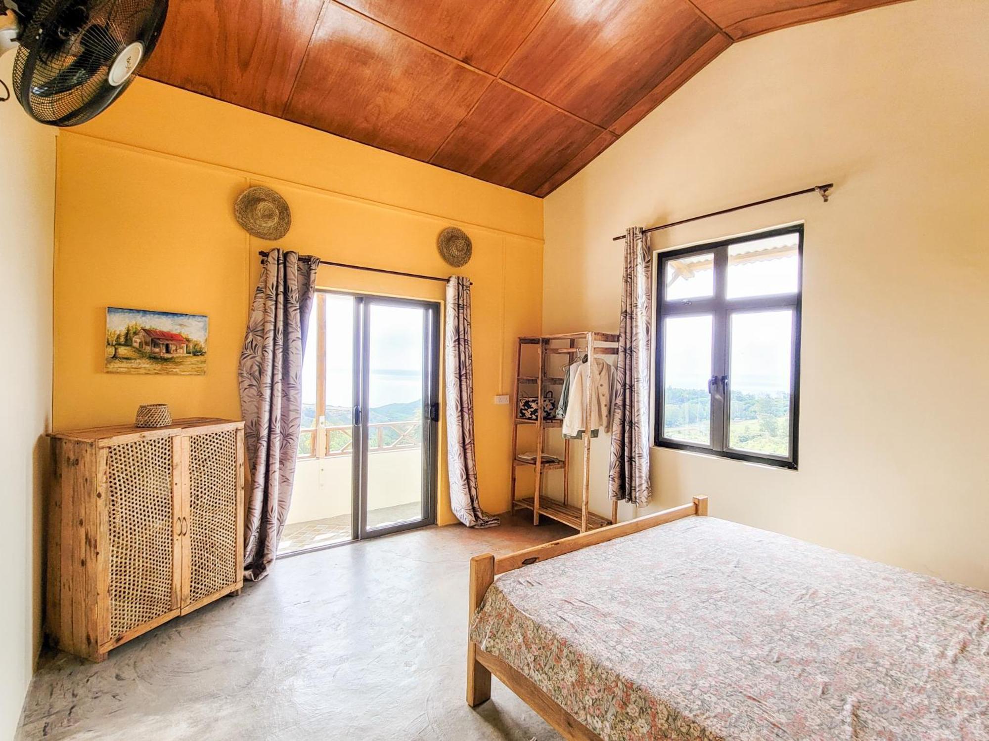Lakaz Roussette - Large 4br With King Beds Holiday home Petit Brule