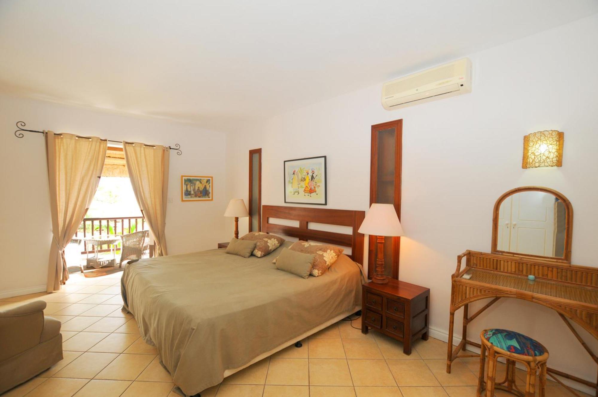 Ernestville 2 Beachfront *