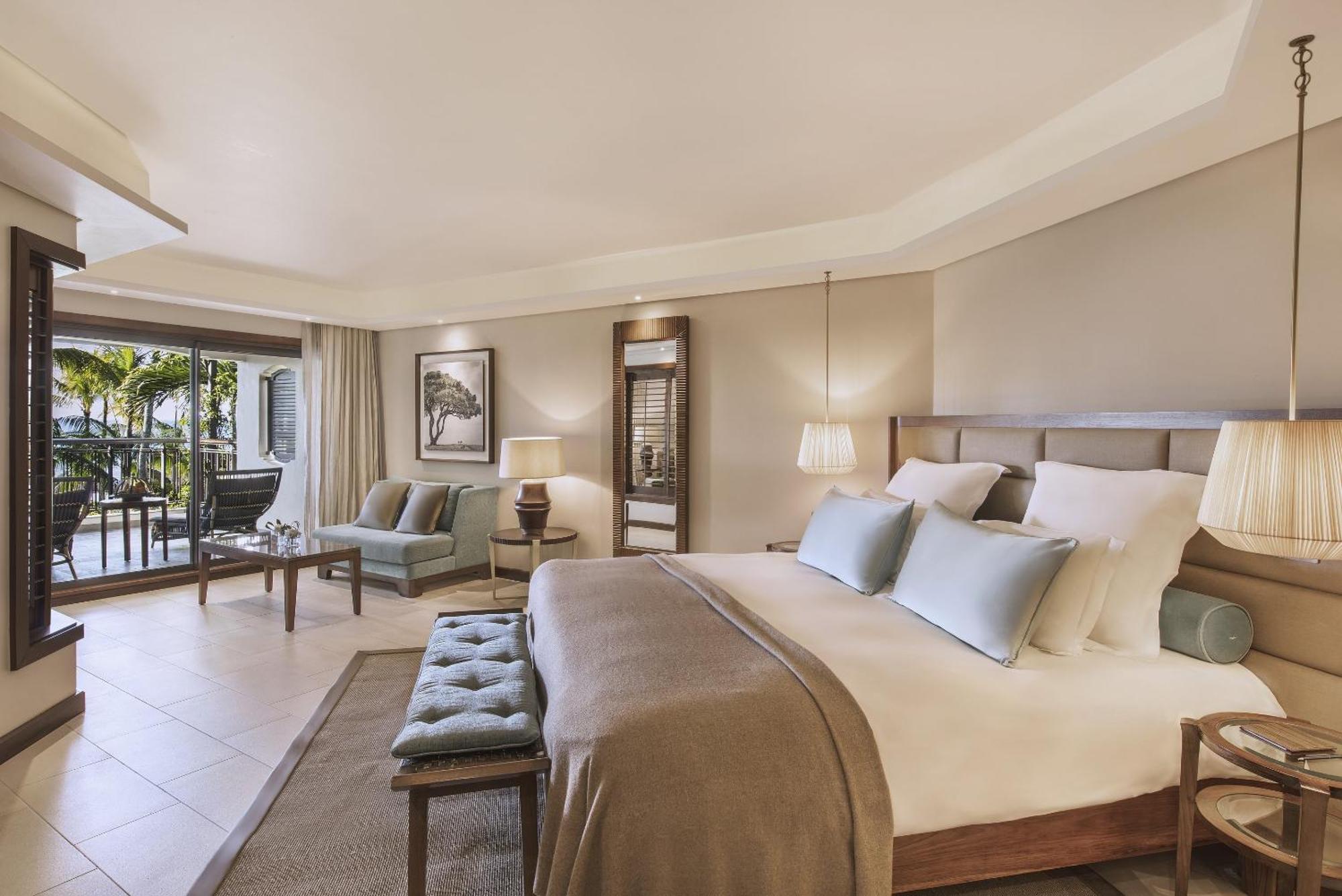 Royal Palm Beachcomber Luxury Resort 5*