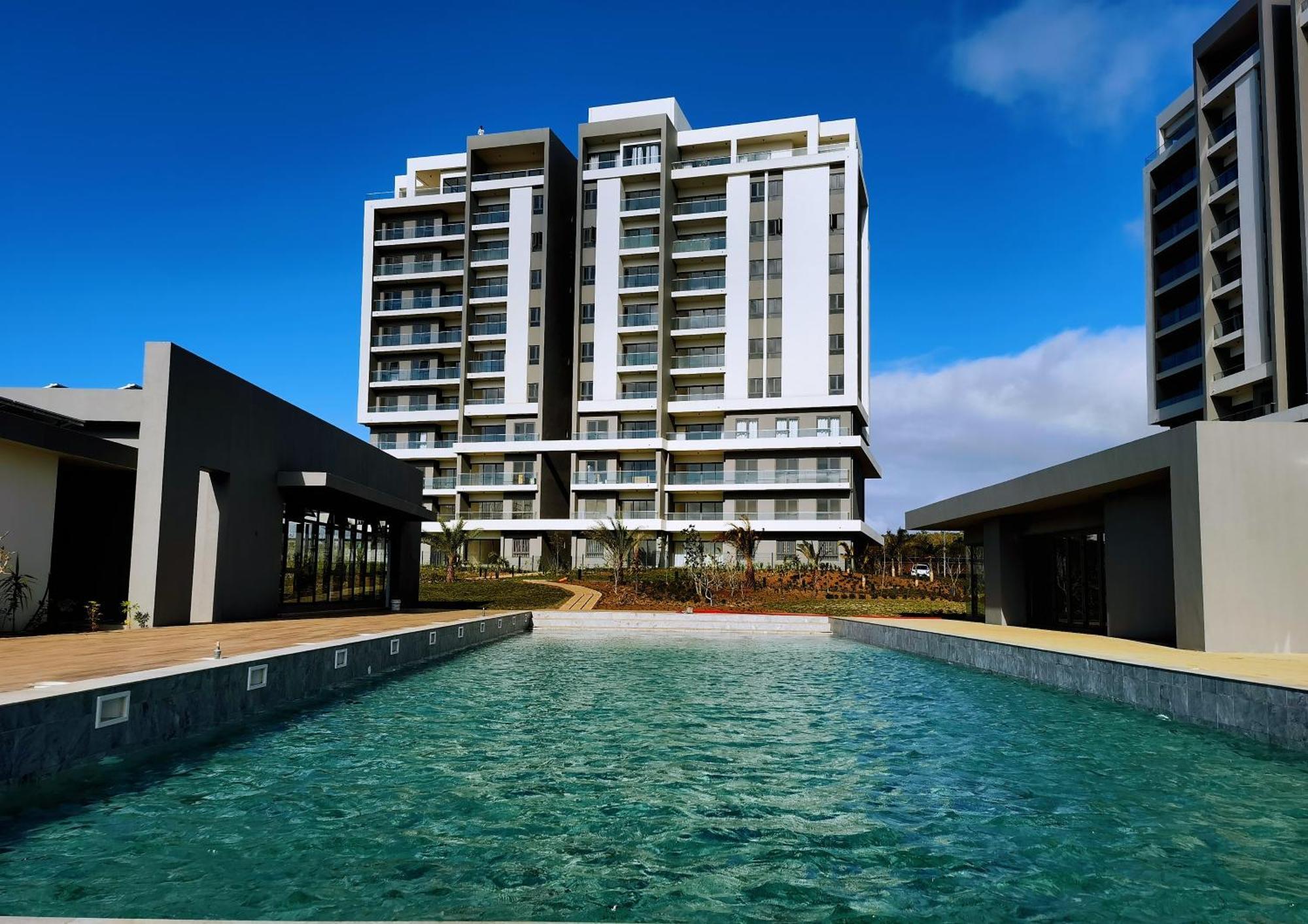 Pool & Mountain View Luxury Serviced At Minissy Apartamento Moka