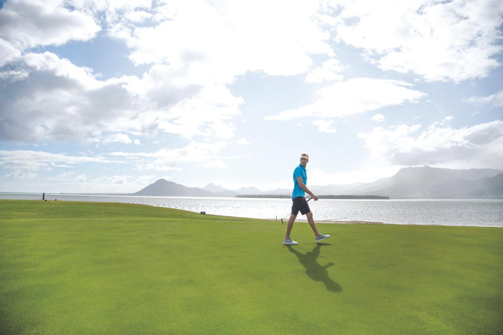 Paradis Beachcomber Golf & Hotel 5*