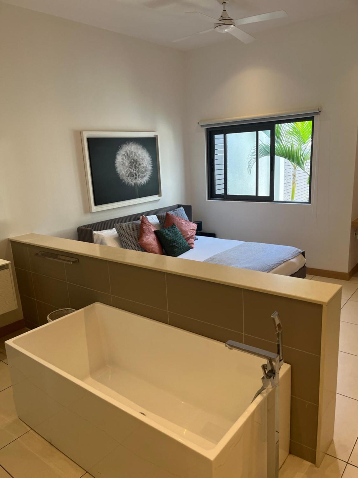 Latitude Sea Front Luxury Apartment Riviere Noire