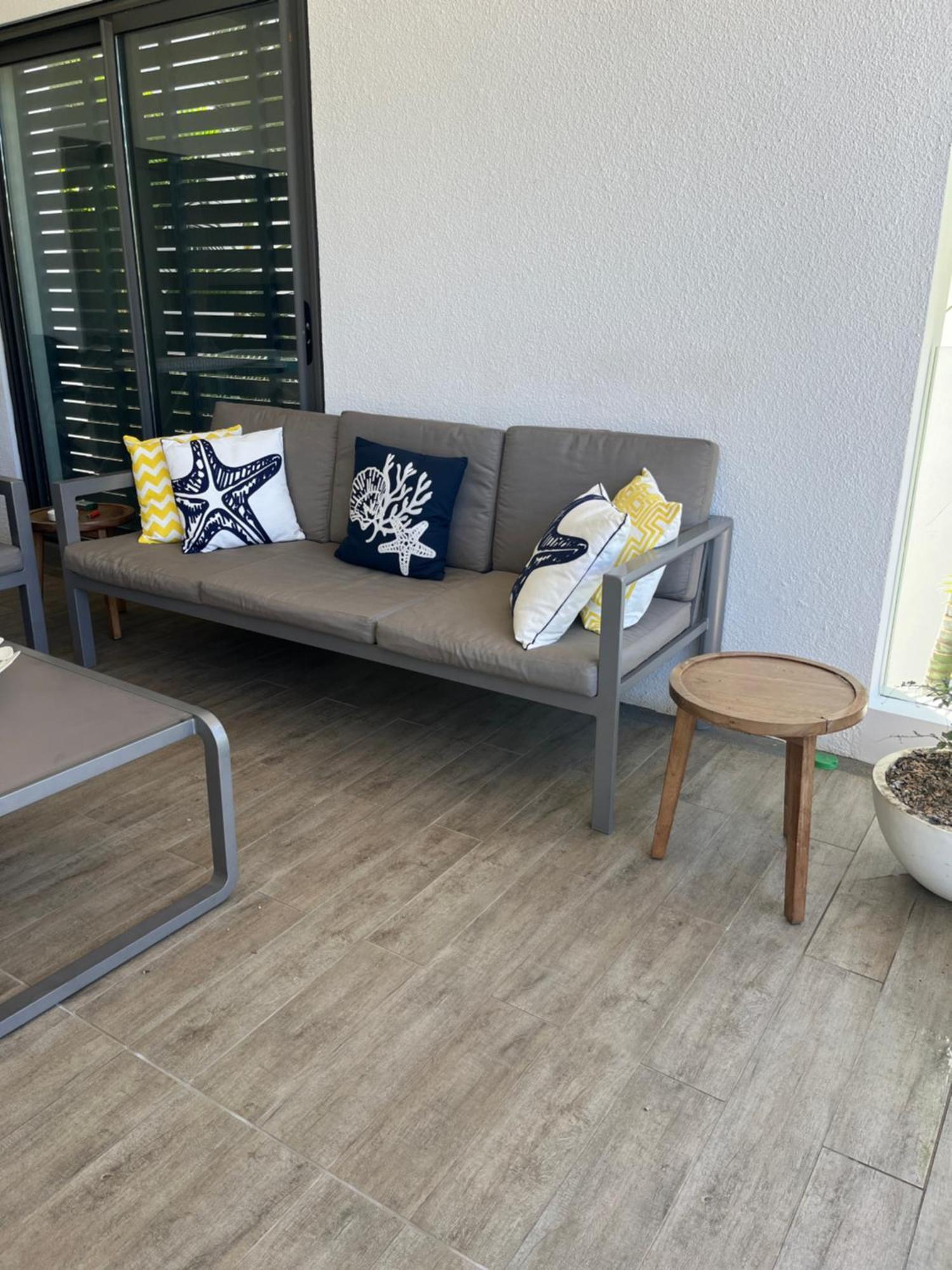 Latitude Sea Front Luxury Apartment