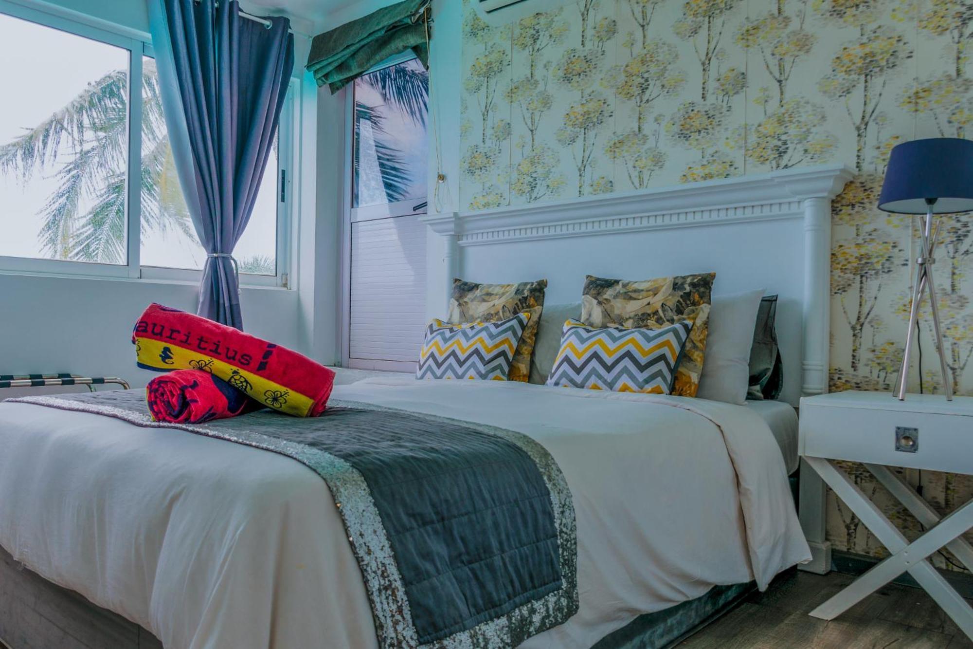 Boutique On The Rocks With Stunning Sea Views, Infinity Pool & Private Sea