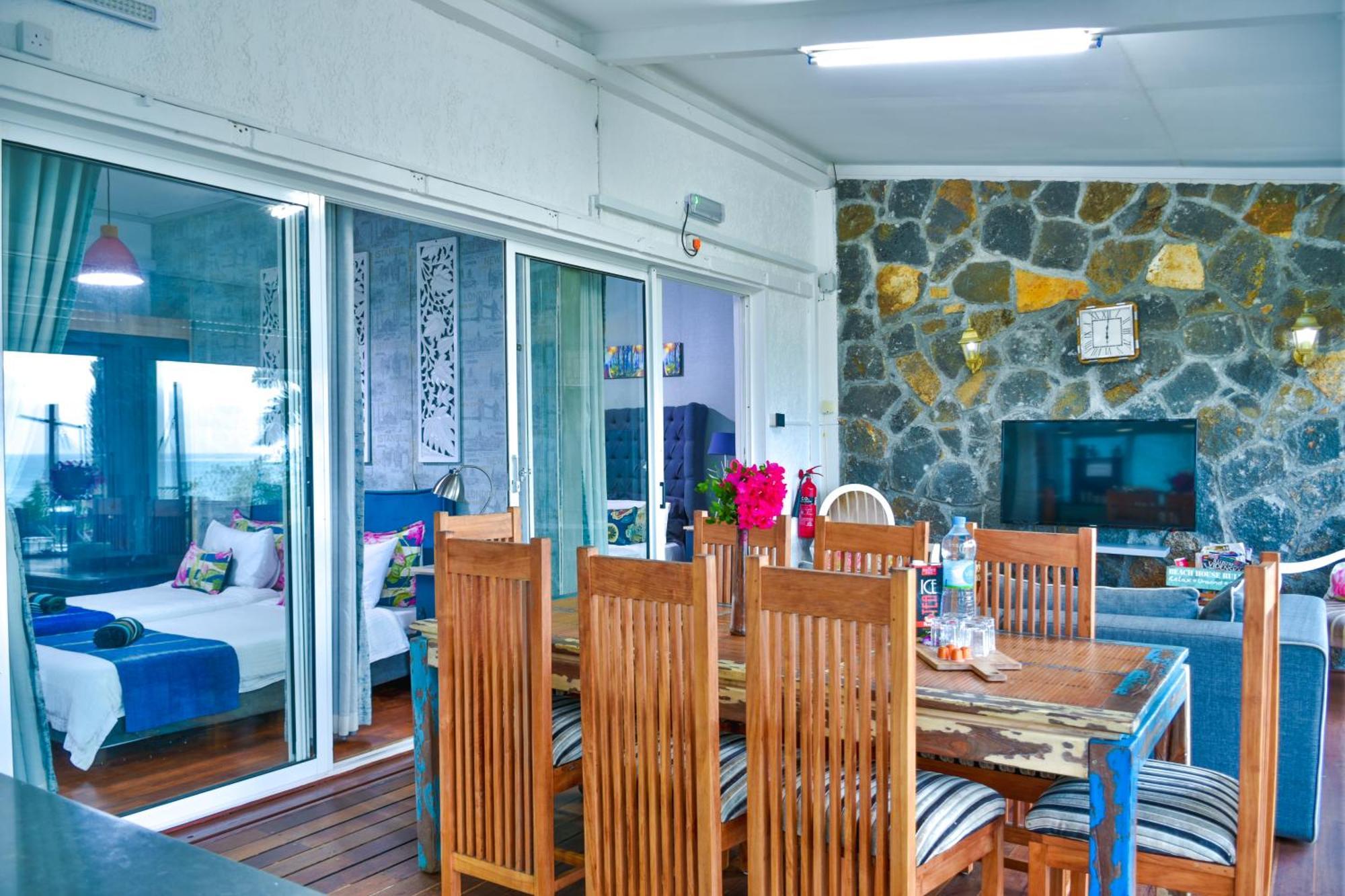 Holiday home Boutique On The Rocks With Stunning Sea Views, Infinity Pool & Private Sea