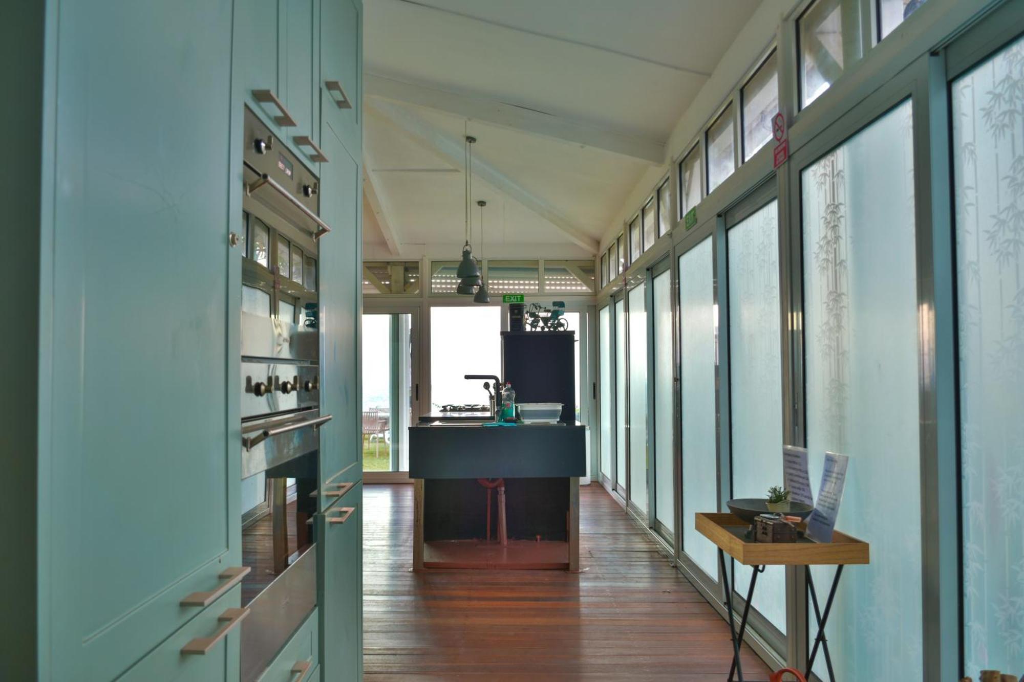Boutique On The Rocks With Stunning Sea Views, Infinity Pool & Private Sea * Trou d'Eau Douce