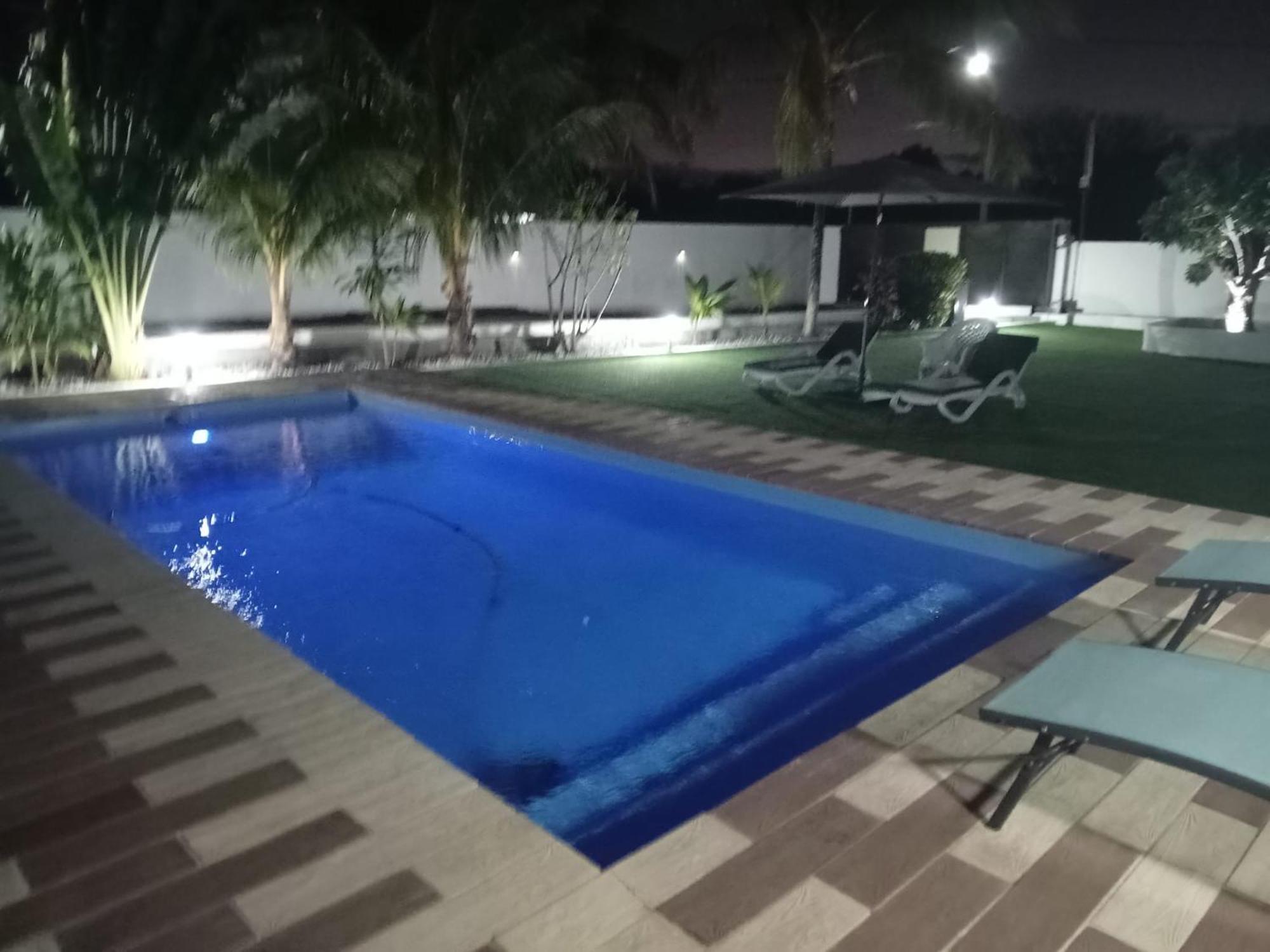 Casa de férias Bella Is 5 Mins From The With Amazing Garden Overlooking The Pool Trou d'Eau Douce