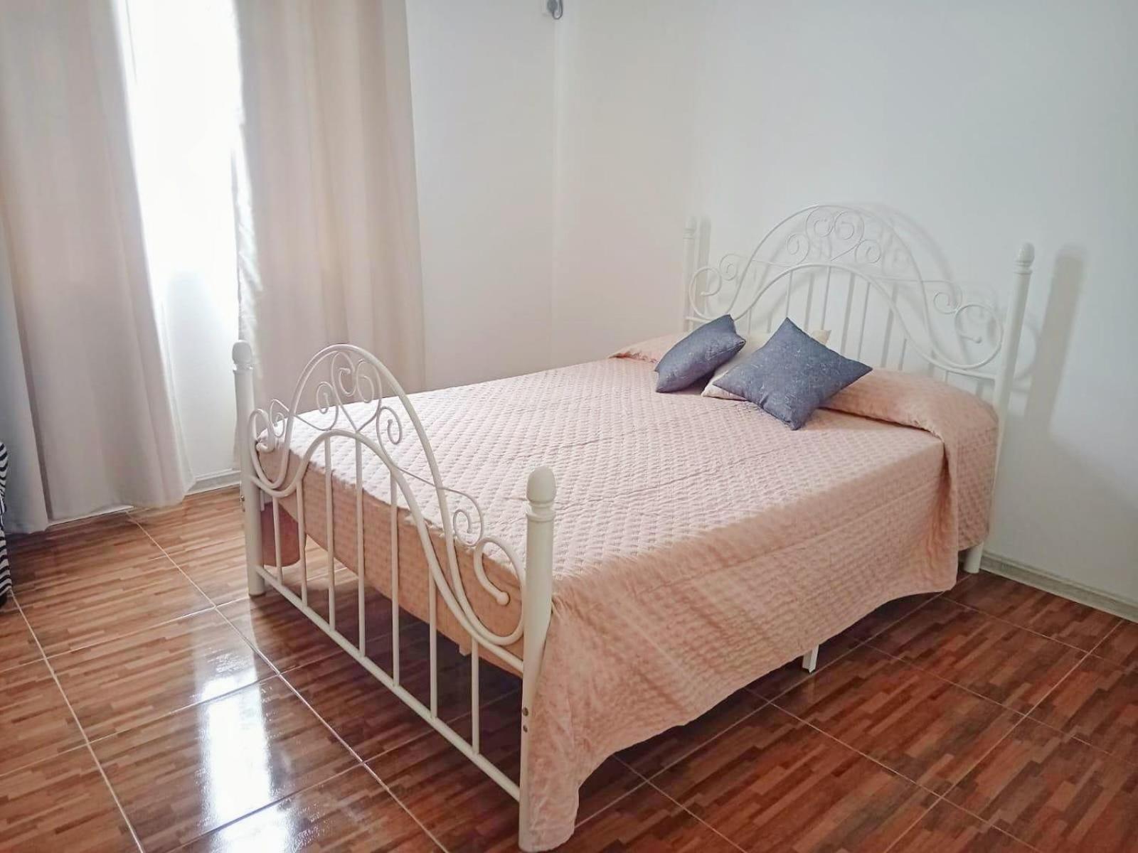 Bella Is 5 Mins From The With Amazing Garden Overlooking The Pool * Trou d'Eau Douce