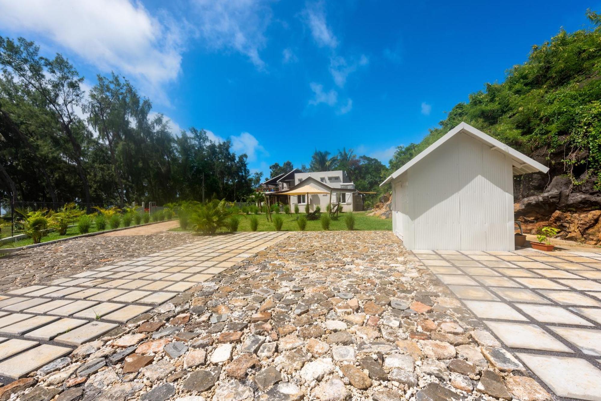 Quaint 2bdr In Melville Public W Pool * Grand Gaube
