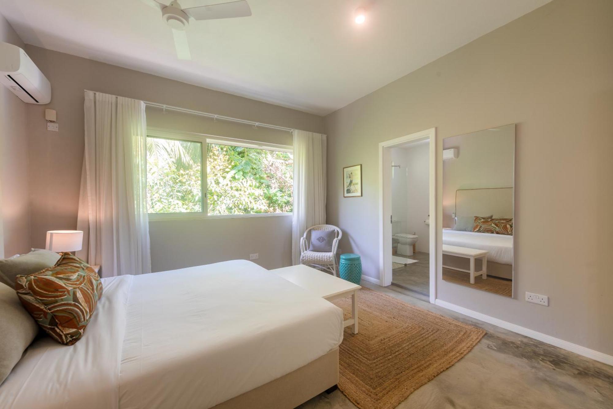 Quaint 2bdr In Melville Public W Pool * Grand Gaube