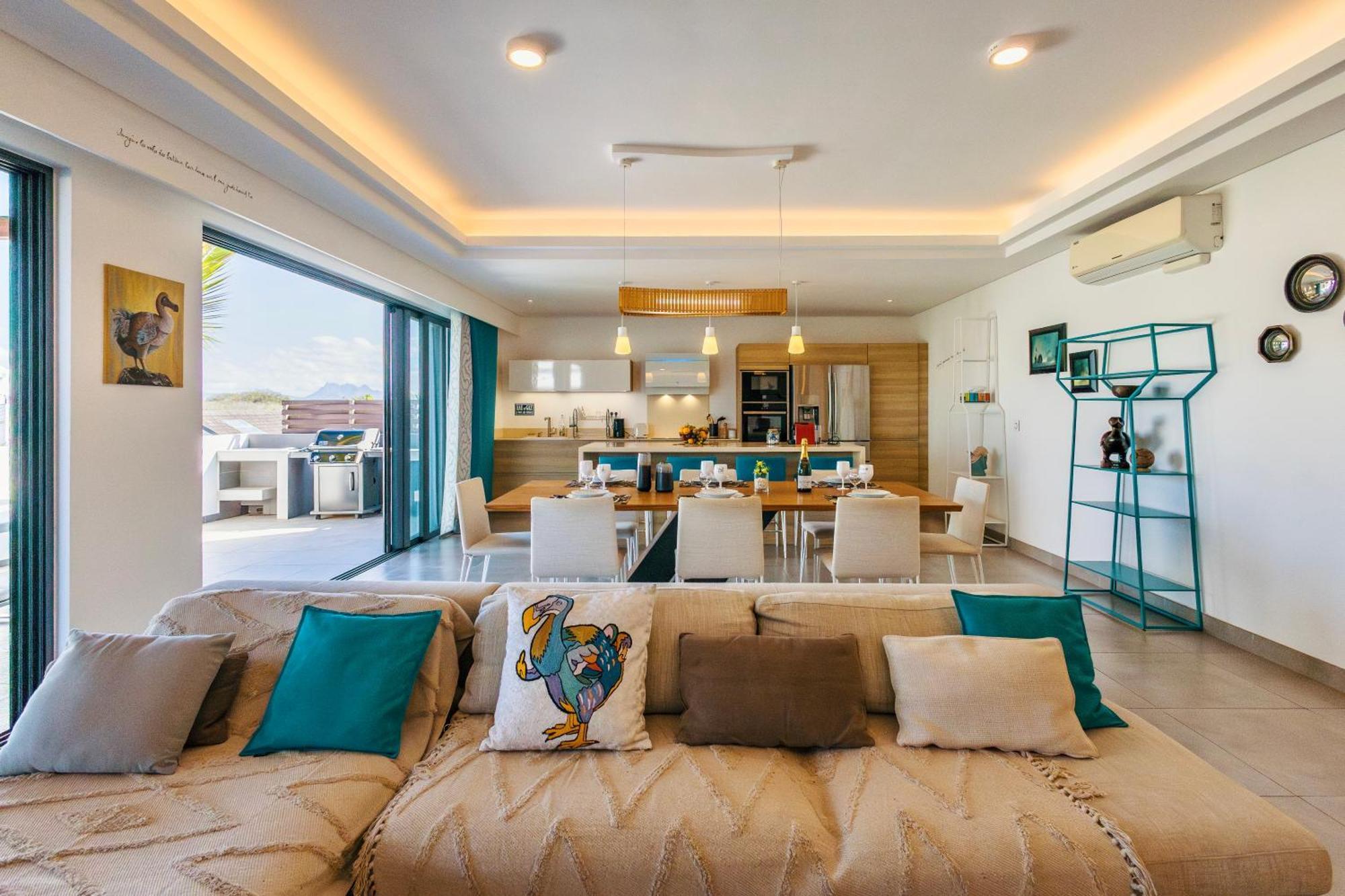 Luxury Penthouse With Jacuzzi, 2 Min To Mont-Choisy