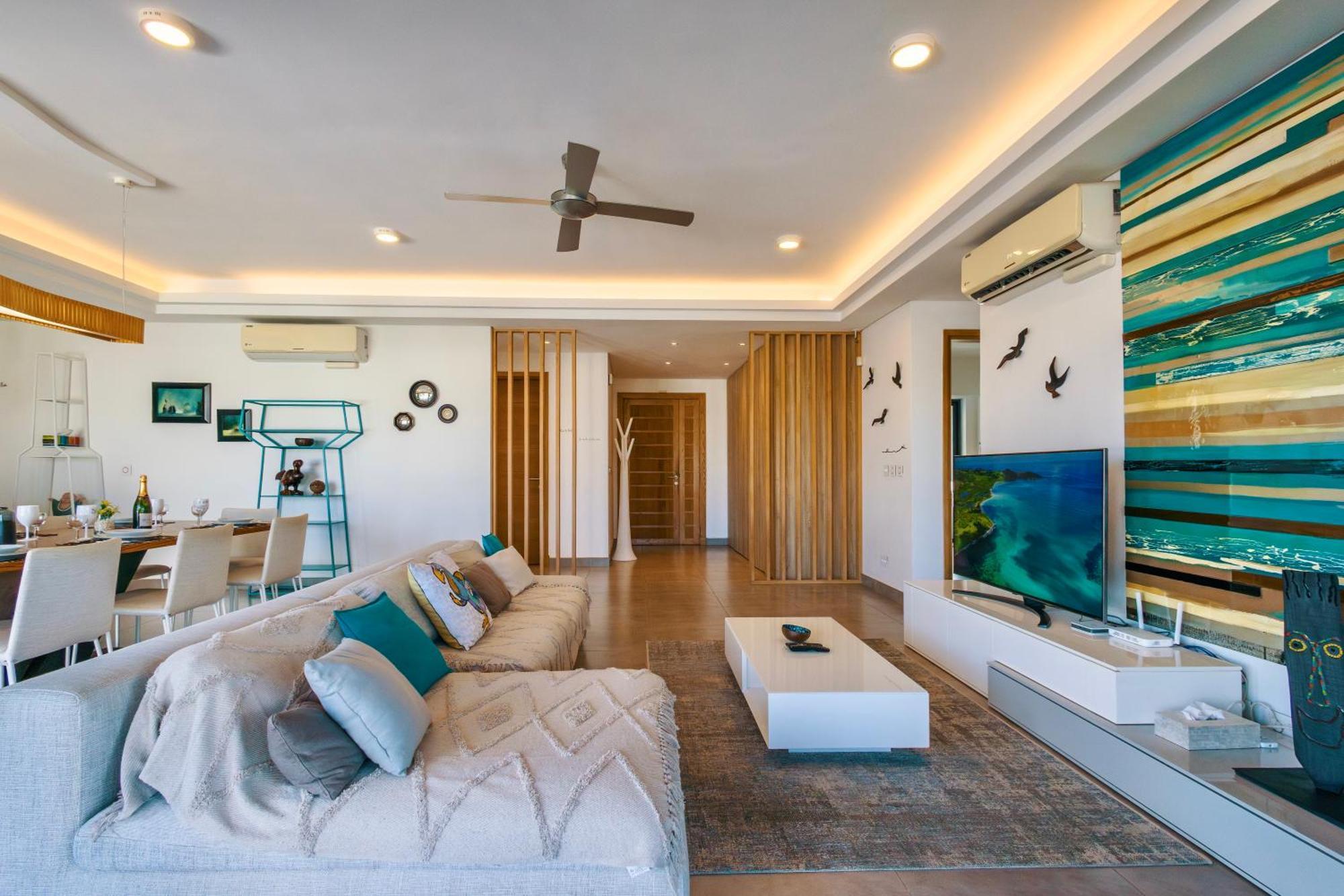 Luxury Penthouse With Jacuzzi, 2 Min To *