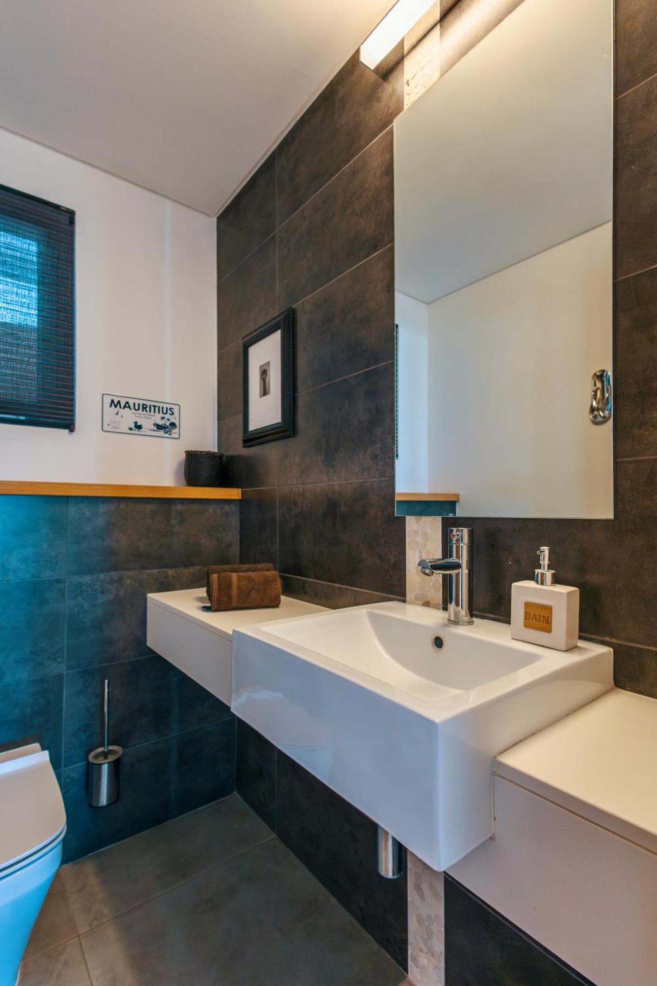Apartment Luxury Penthouse With Jacuzzi, 2 Min To *