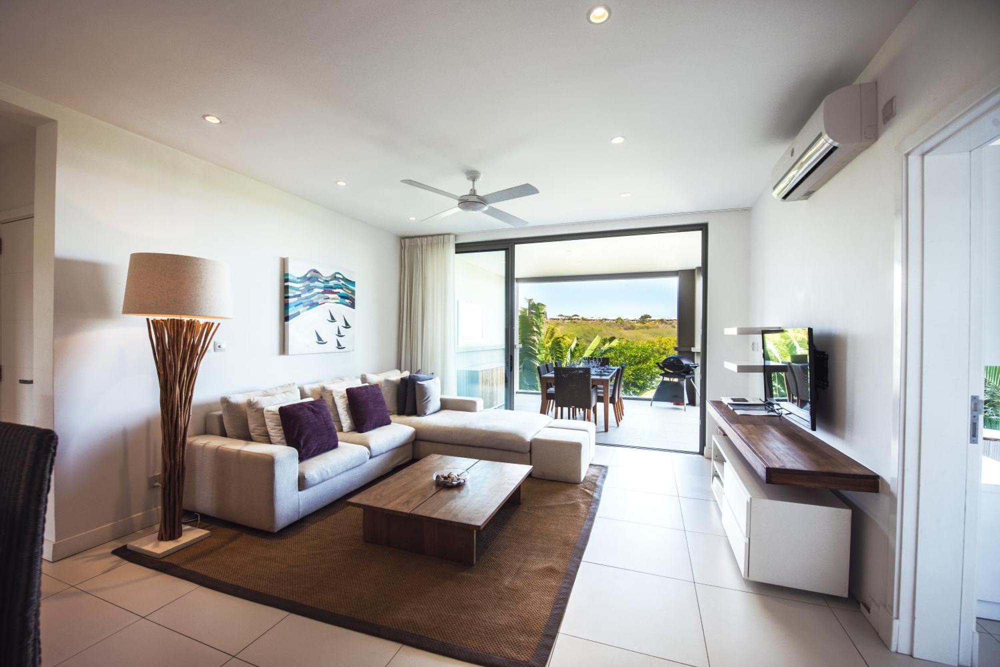 Apartment West Island By Horizon Holidays *
