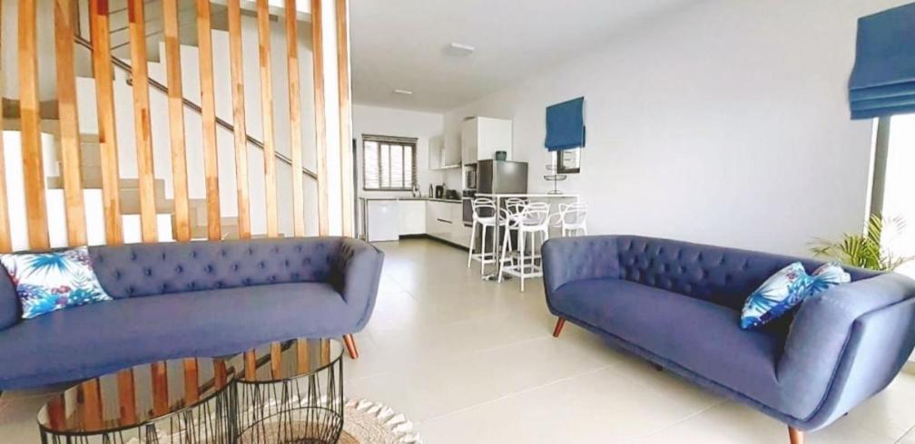 3bed With Private Pool And Rooftop With A Sea View In Flic-en-flac, Mauritius Casa de hóspedes Flic en Flac