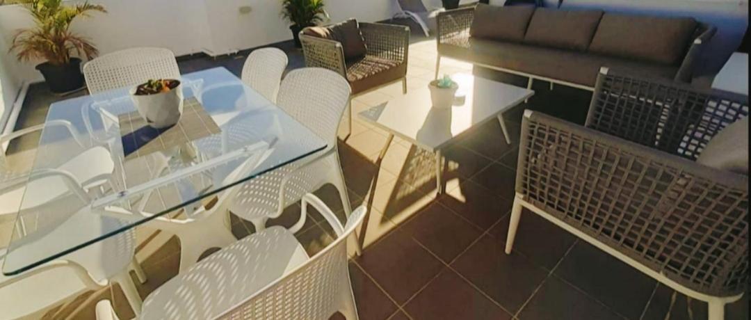 Casa de hóspedes 3bed With Private Pool And Rooftop With A Sea View In Flic-en-flac, Mauritius *
