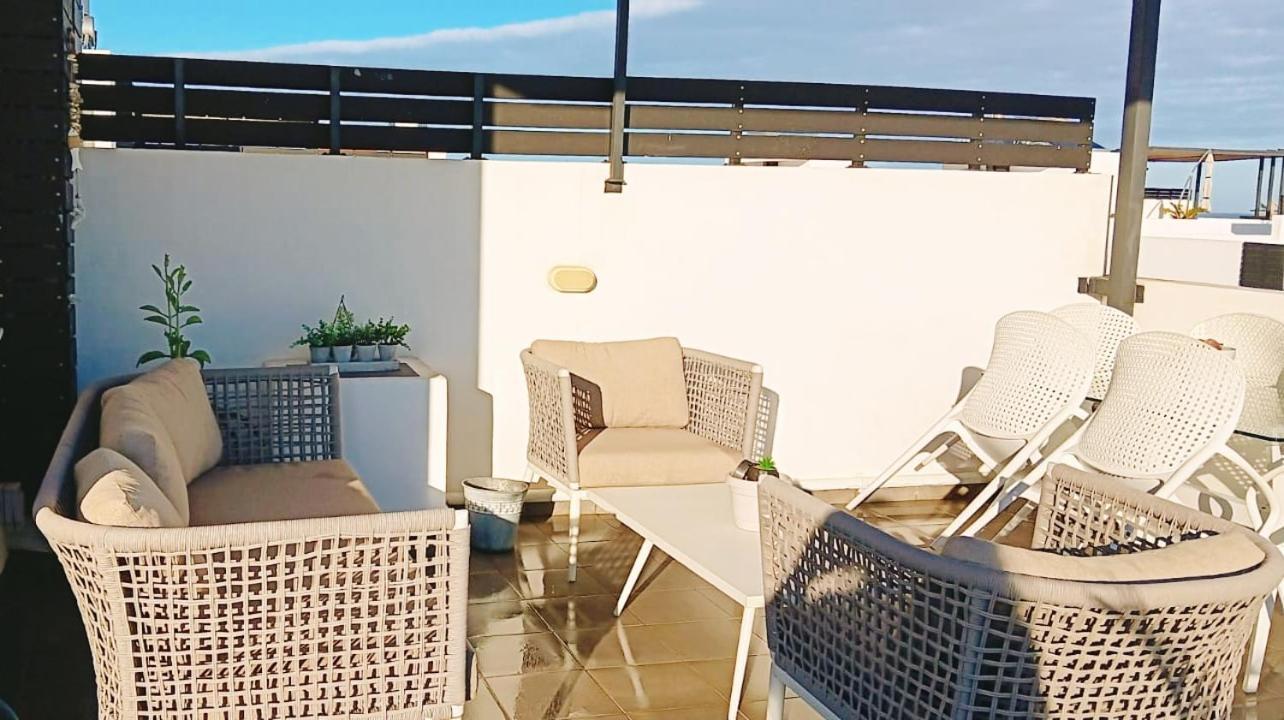 3bed With Private Pool And Rooftop With A Sea View In Flic-en-flac, Mauritius Casa de hóspedes Flic en Flac