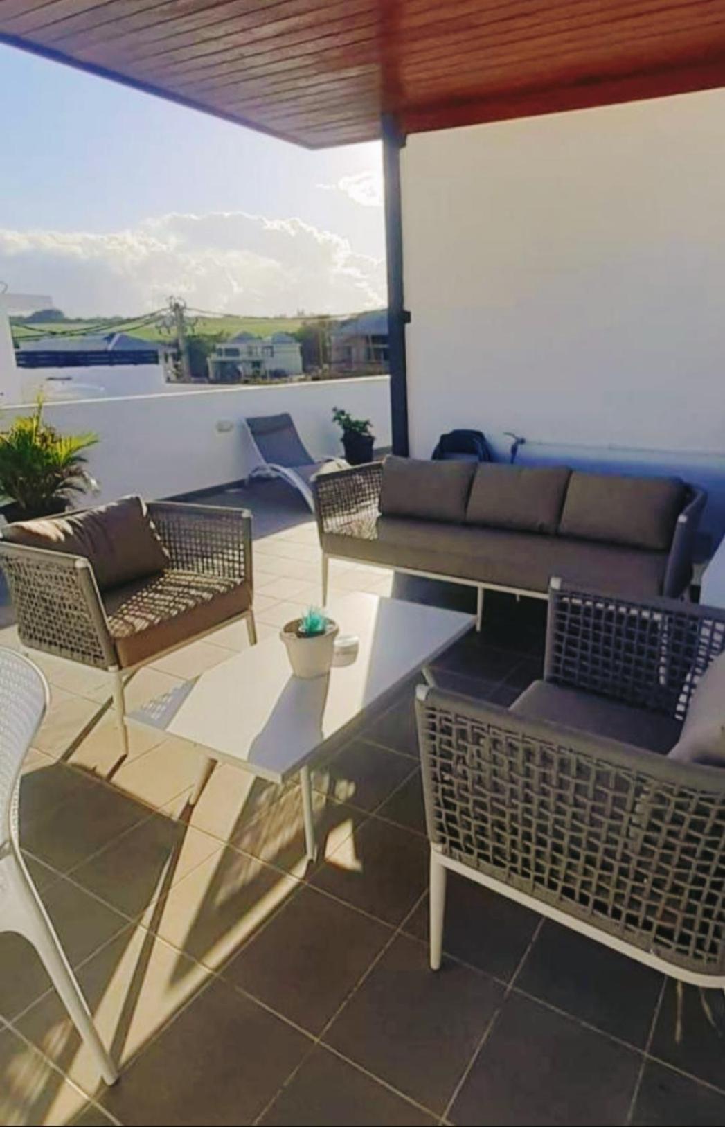 3bed With Private Pool And Rooftop With A Sea View In Flic-en-flac, Mauritius *