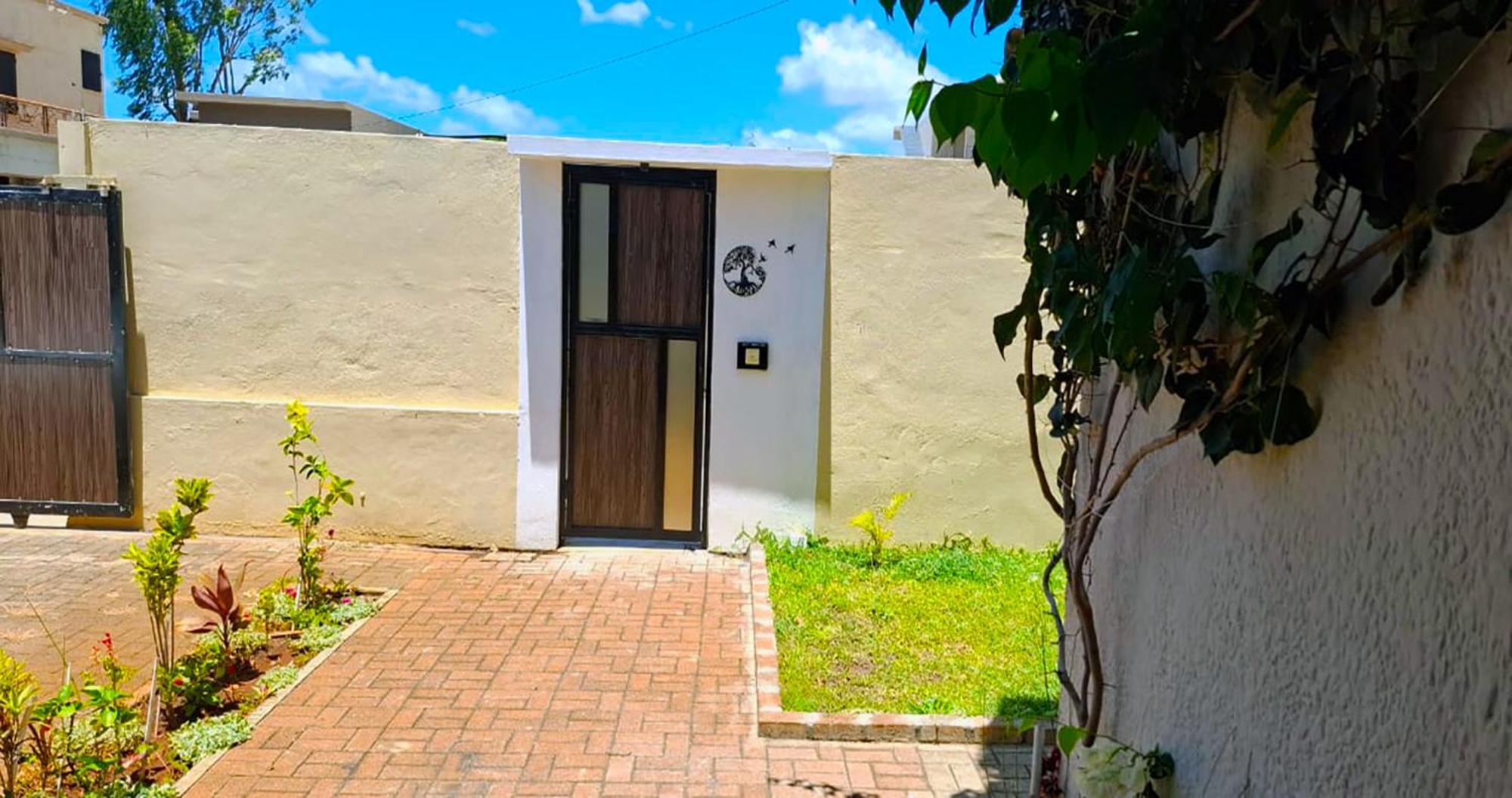 R Garden 1 Ensuite, Cuisine Et Terrasse * Baie-du-Tombeau