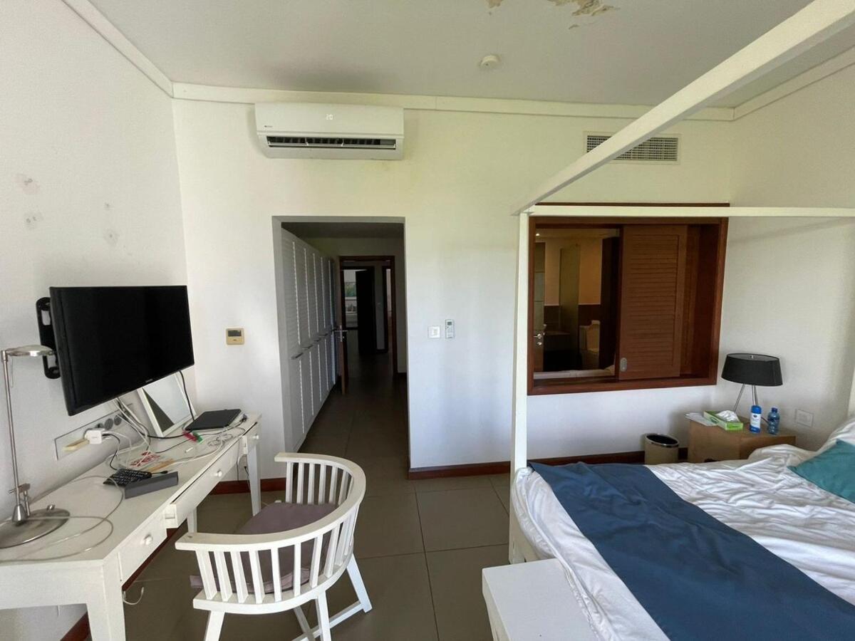 Spacious 3-bedroom Penthouse With Sea Views In Azuri Mauritius *