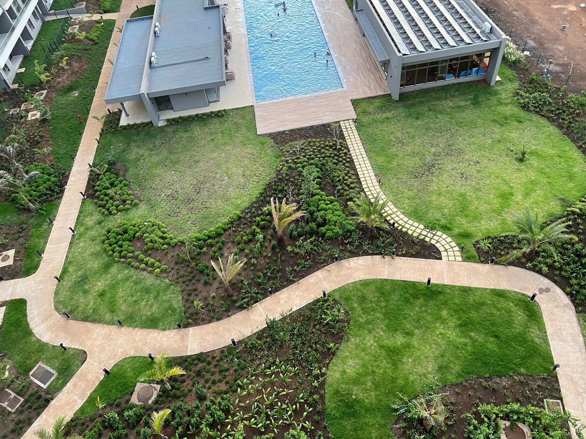 Pool & Mountain View Luxury Serviced At Minissy